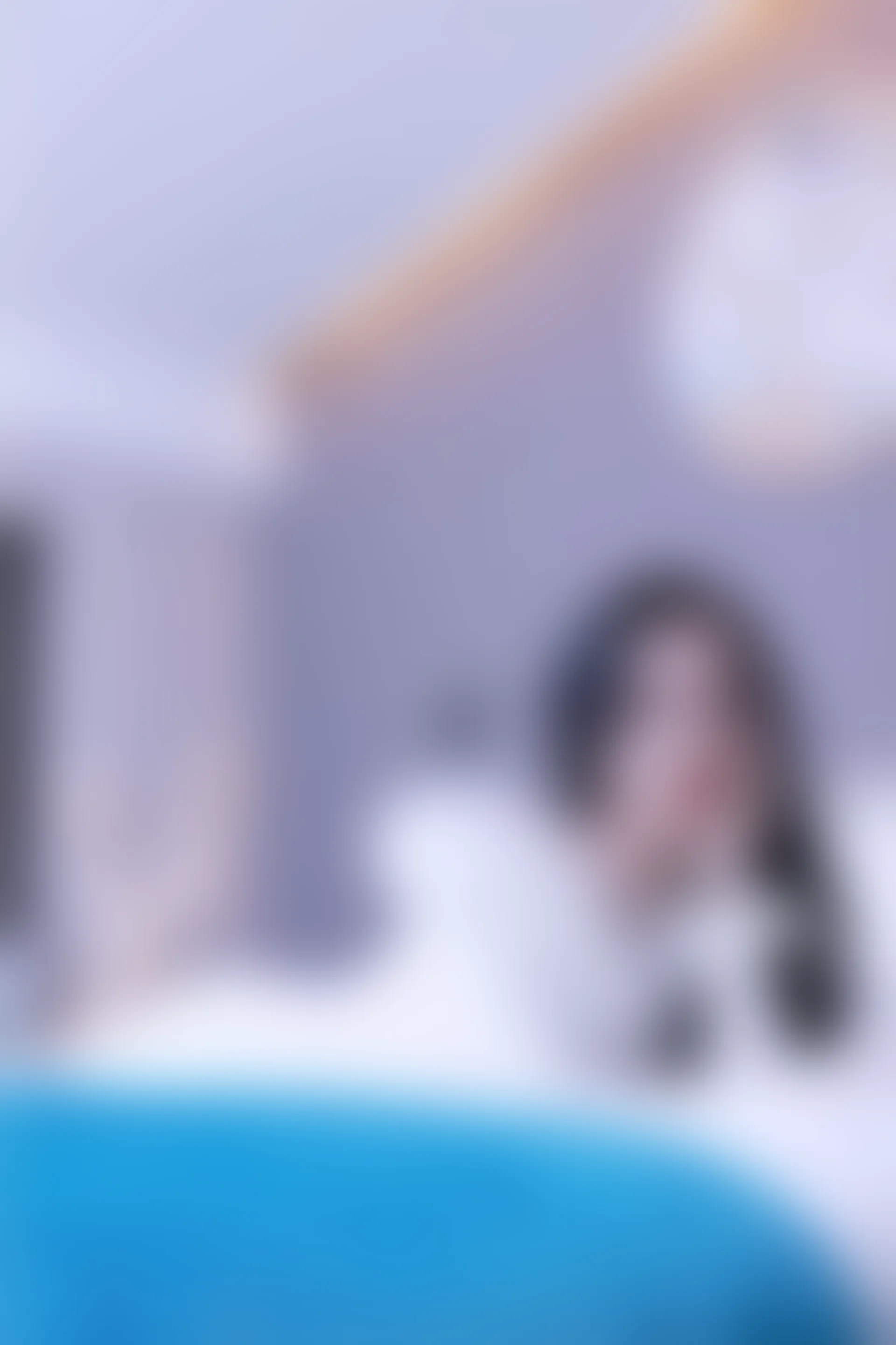 初夏女神 NO.010 依依 2022款白色毛领连衣裙搭白色短靴[147P+1V／5.55GB]