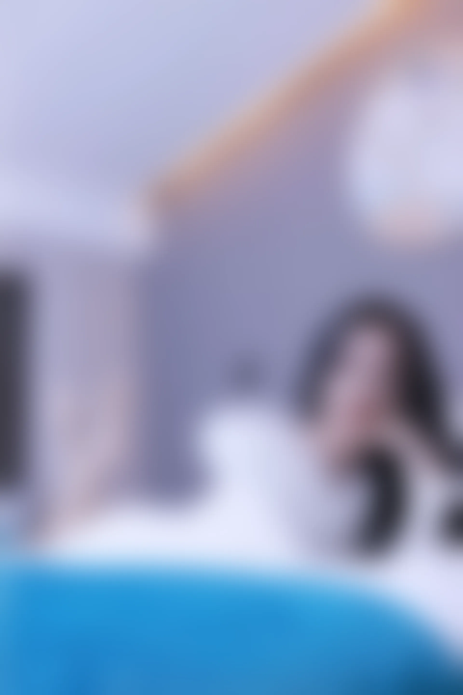 初夏女神 NO.010 依依 2022款白色毛领连衣裙搭白色短靴[147P+1V／5.55GB]