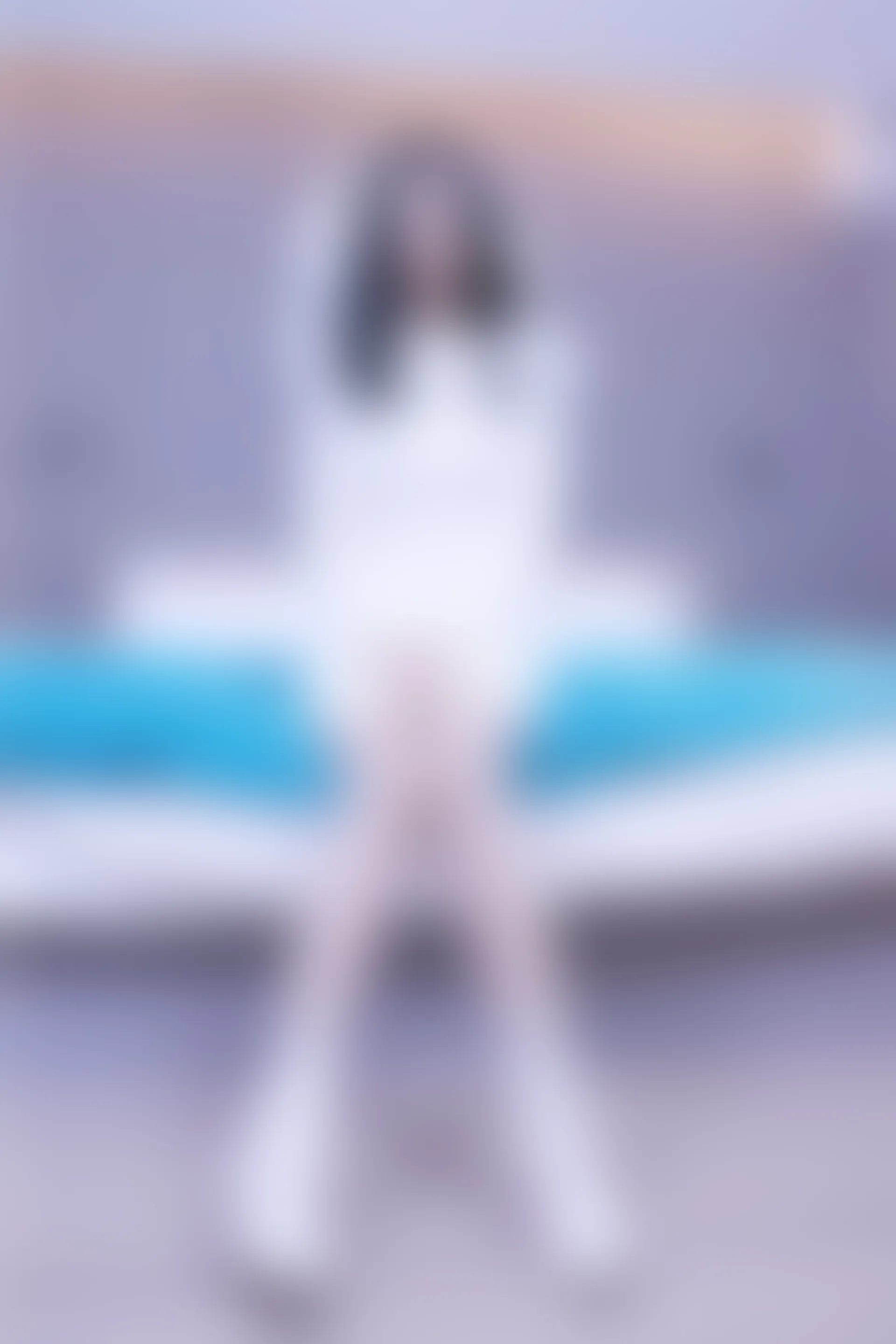 初夏女神 NO.010 依依 2022款白色毛领连衣裙搭白色短靴[147P+1V／5.55GB]