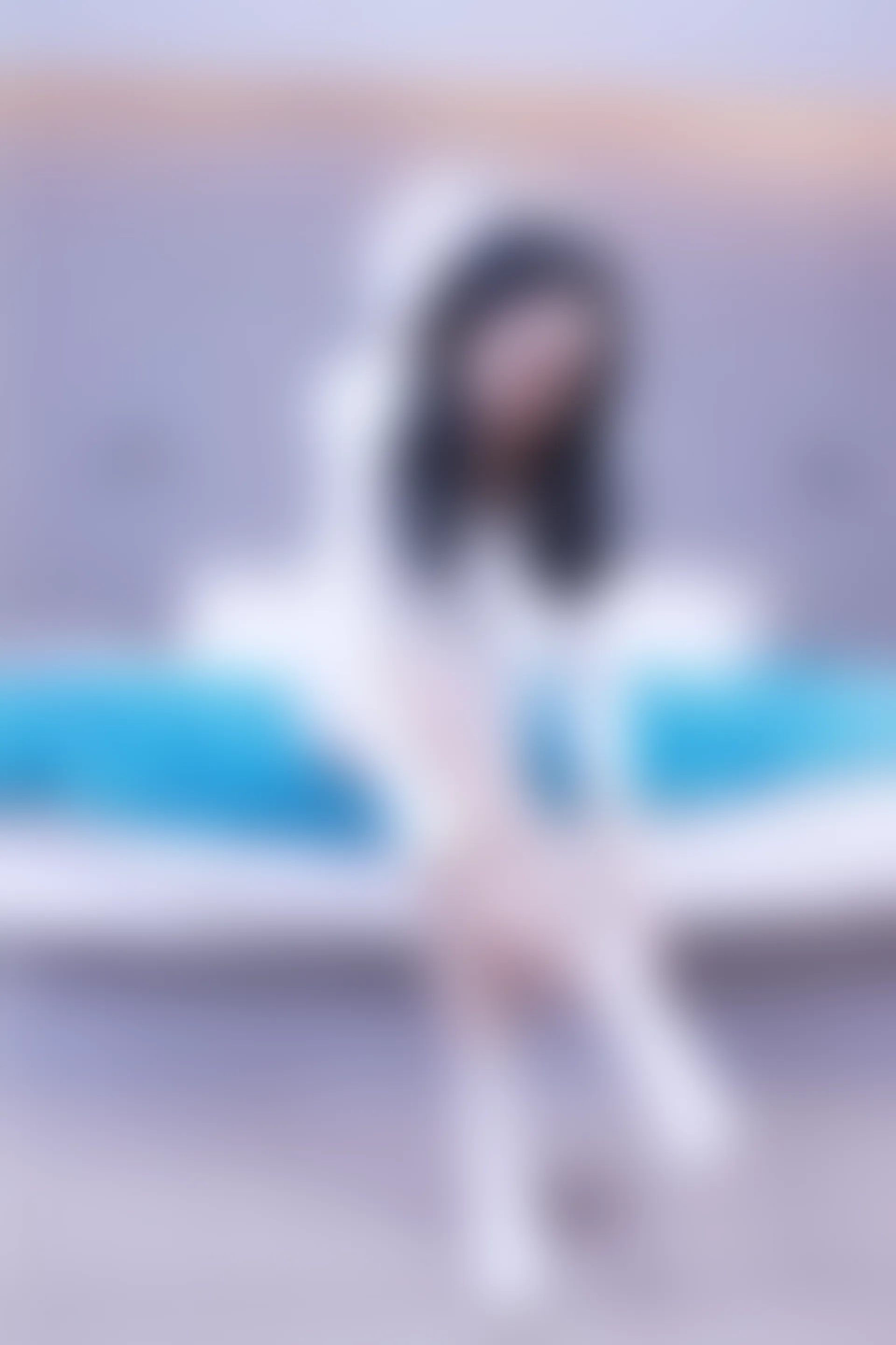 初夏女神 NO.010 依依 2022款白色毛领连衣裙搭白色短靴[147P+1V／5.55GB]