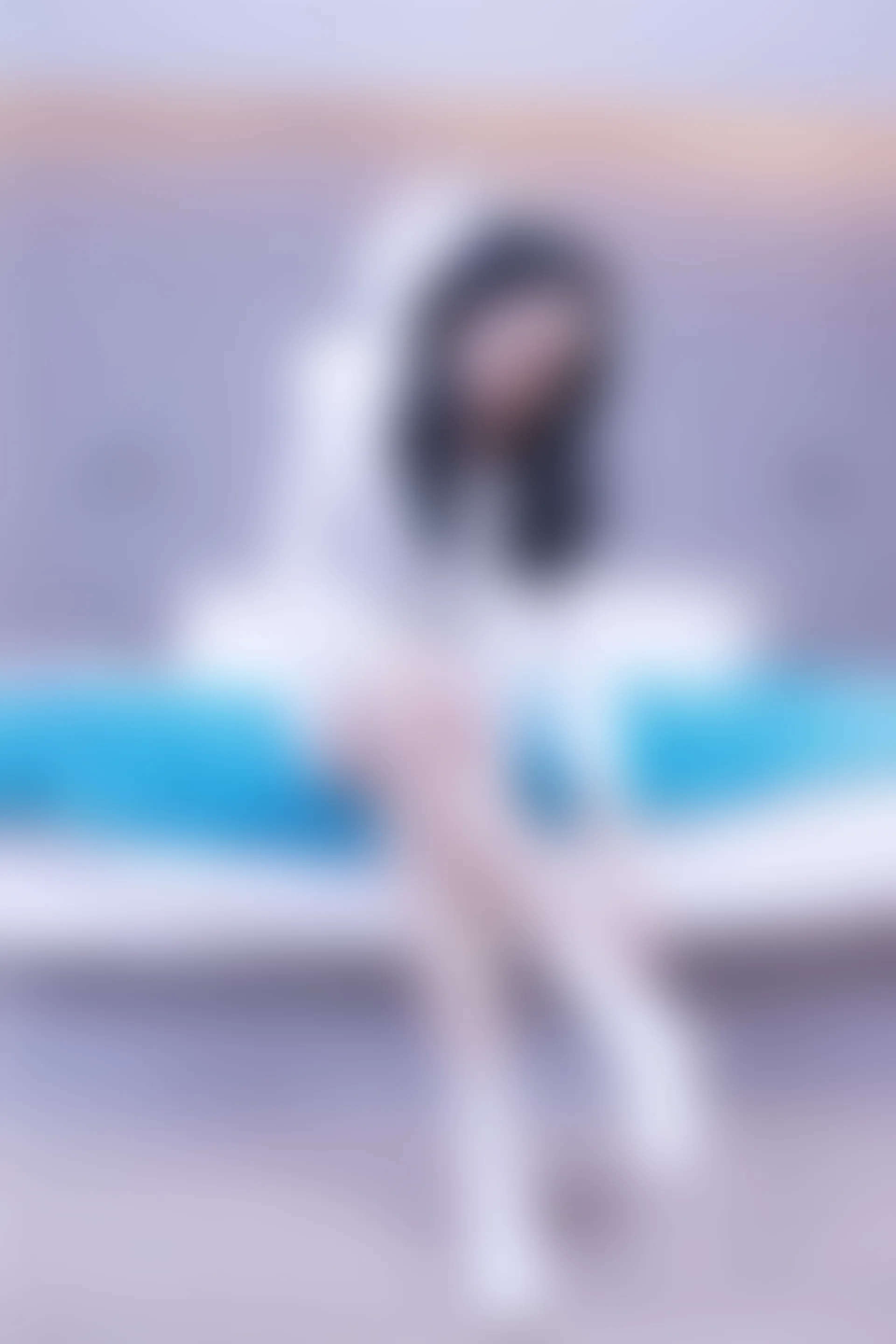 初夏女神 NO.010 依依 2022款白色毛领连衣裙搭白色短靴[147P+1V／5.55GB]
