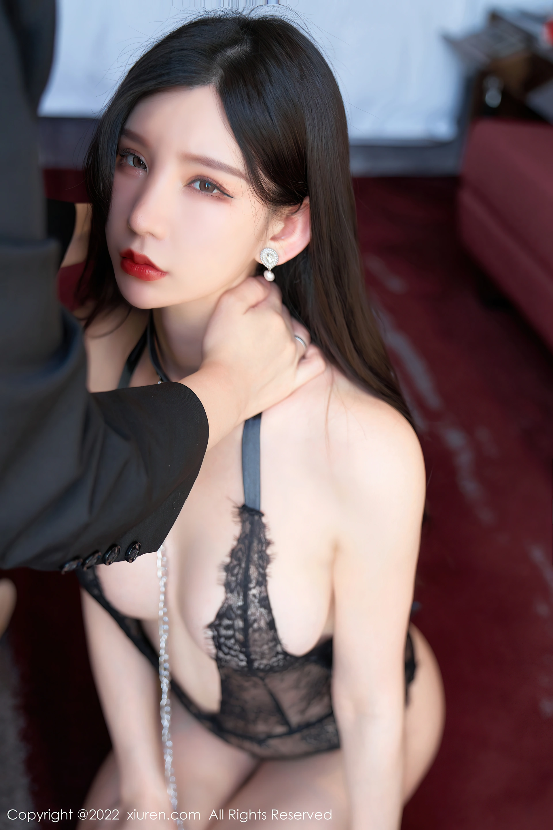 XiuRen秀人网 2022.03.11 No.4708 周于希Sally 黑丝美腿[83+1P 777MB]