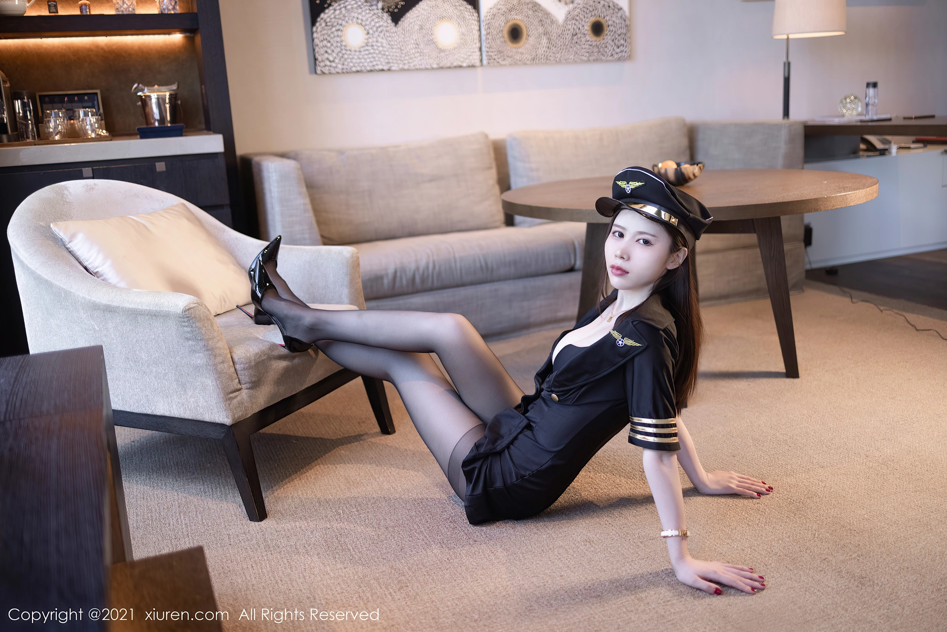 XiuRen秀人网 2021.10.14 No.4062 吴雪瑶 制服黑丝[43+1P／499MB]