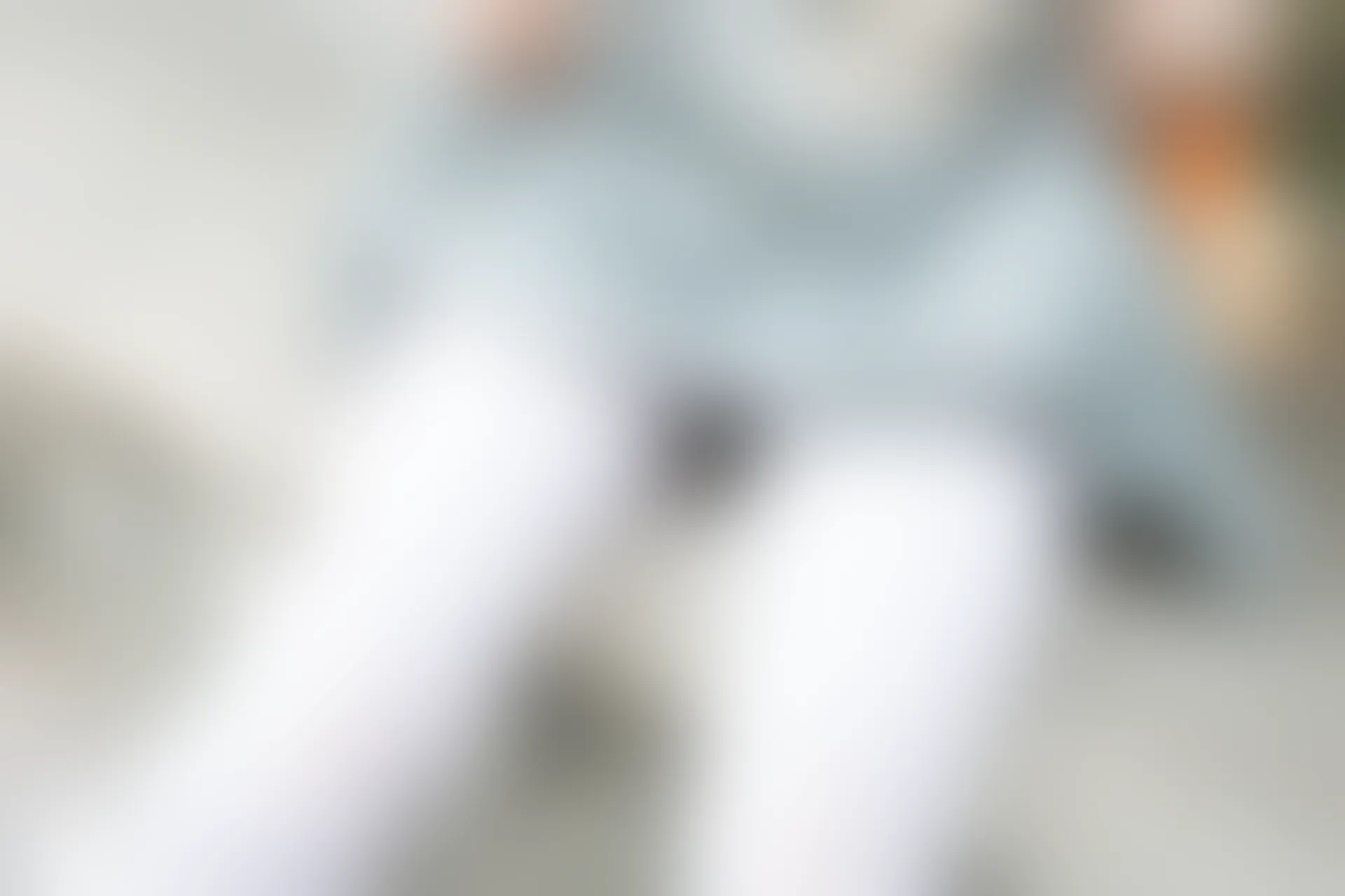 D54.004 发光的白丝 [40P-85MB]