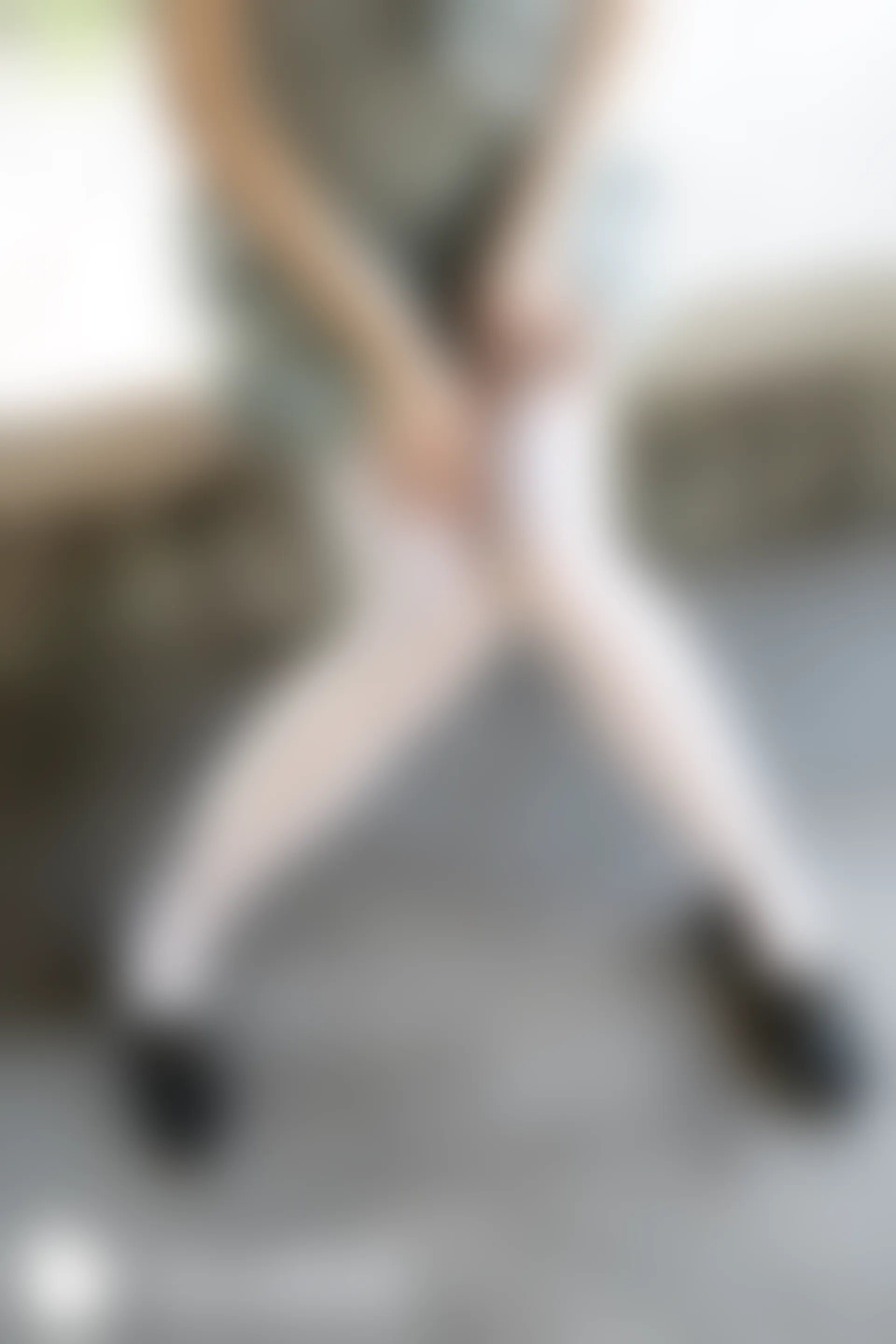 D54.004 发光的白丝 [40P-85MB]