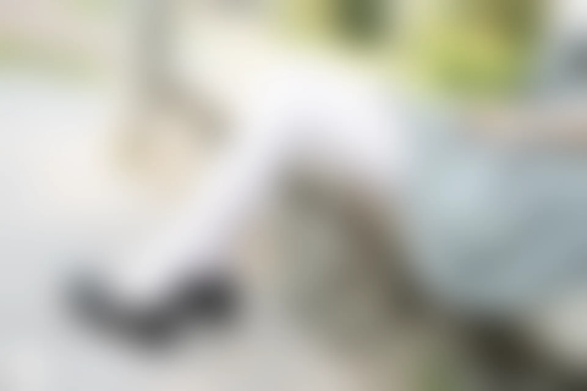 D54.004 发光的白丝 [40P-85MB]