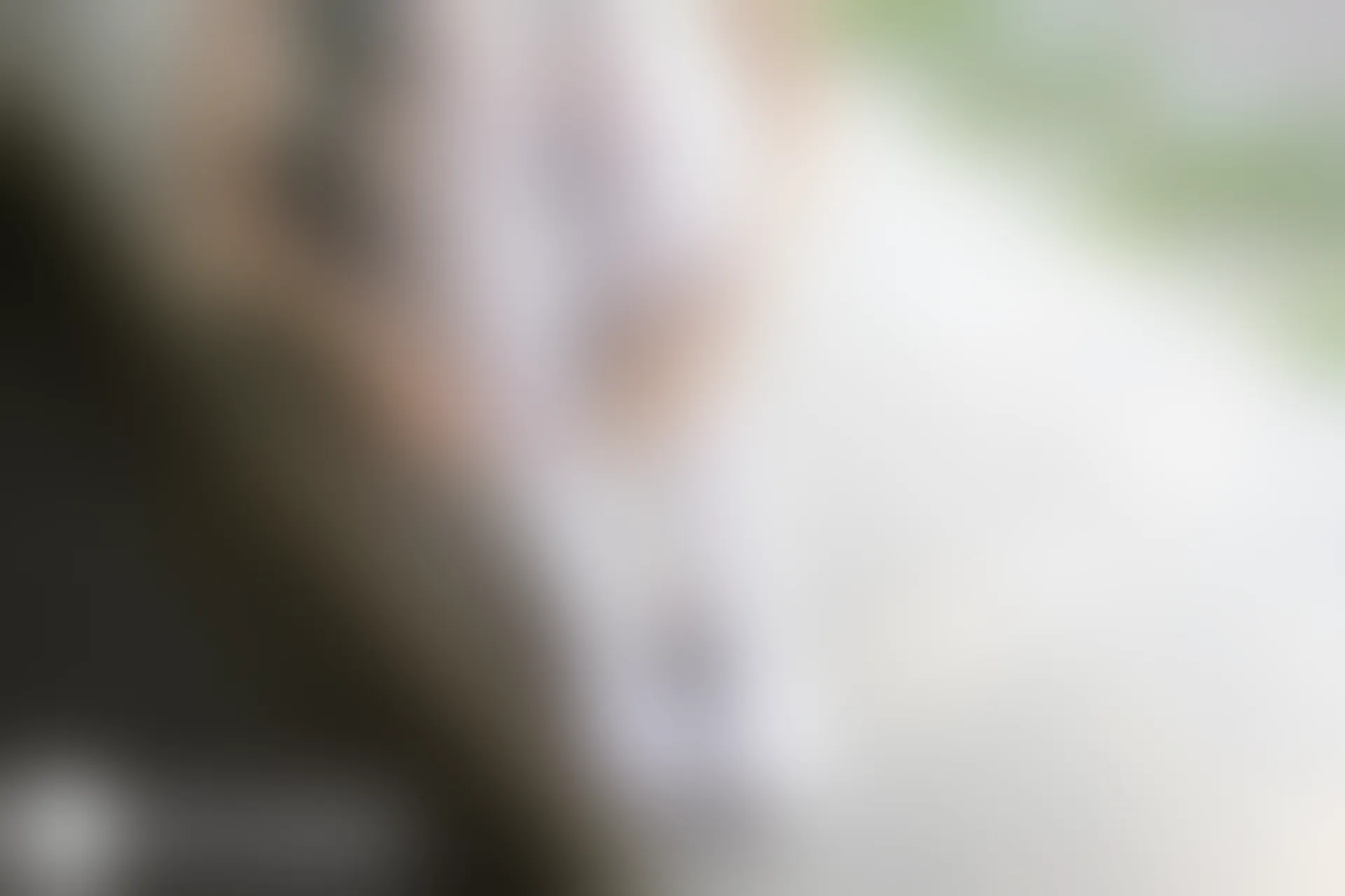 D54.004 发光的白丝 [40P-85MB]