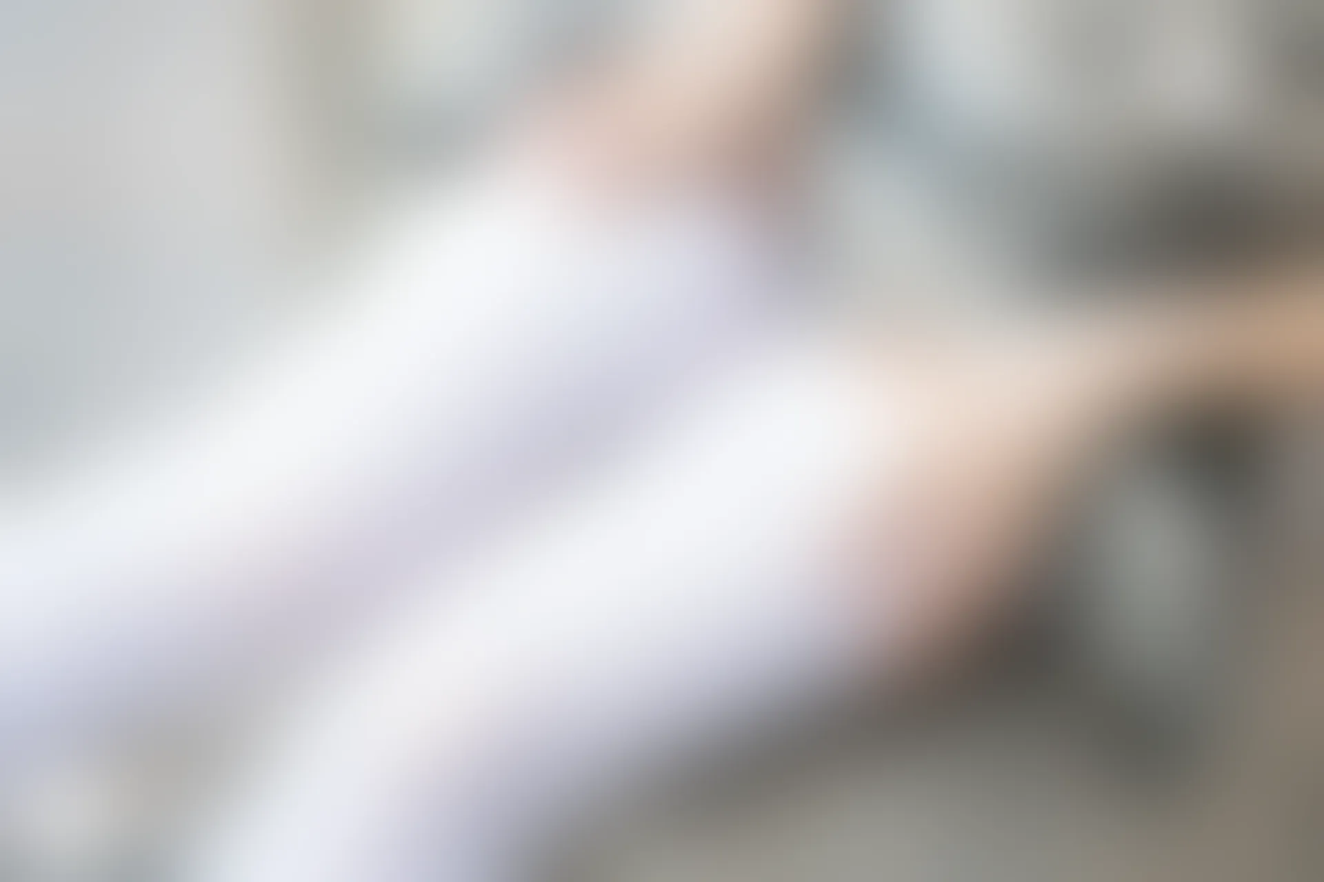 D54.004 发光的白丝 [40P-85MB]