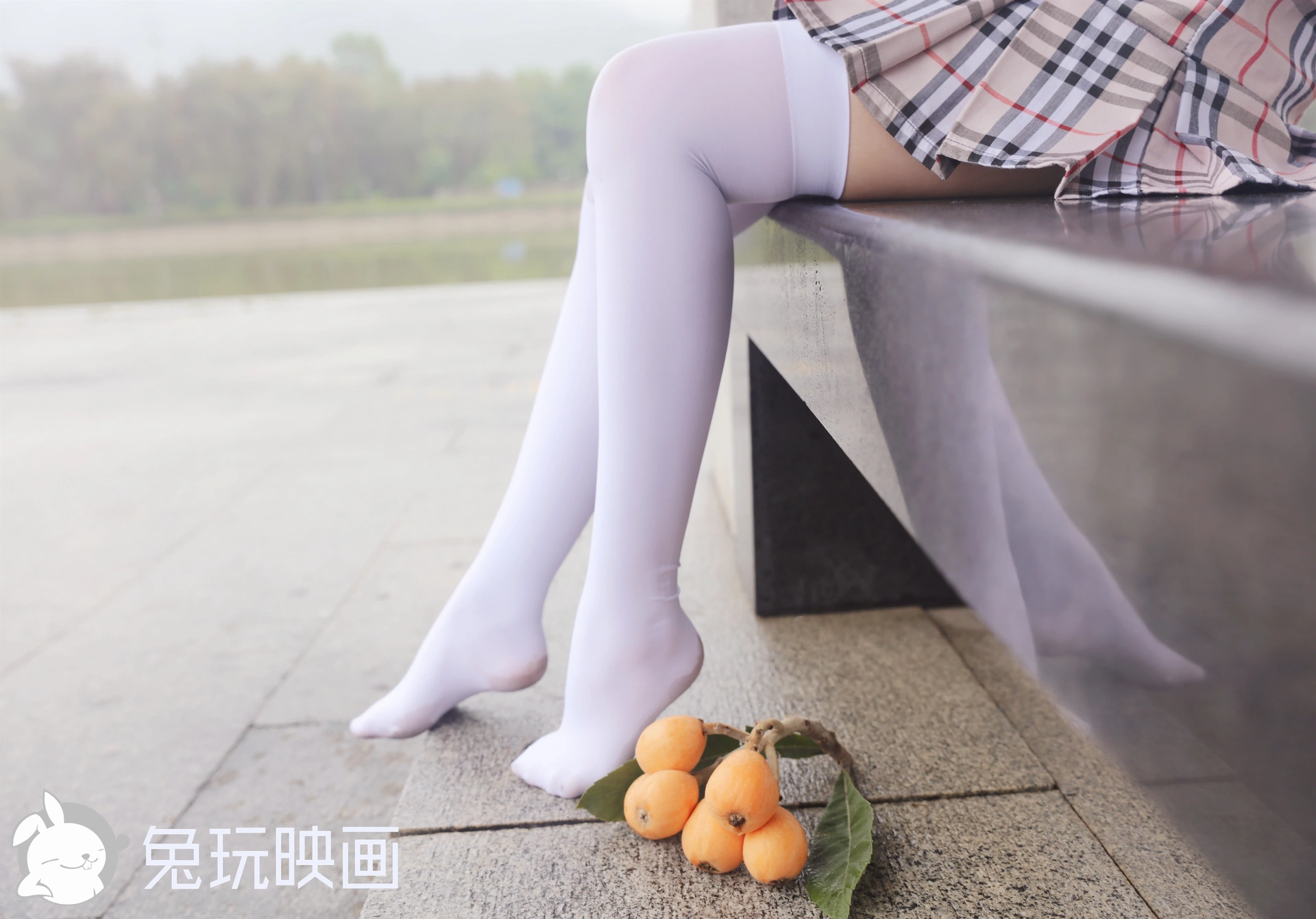 D52.006 枇杷和白丝 [44P-237MB]