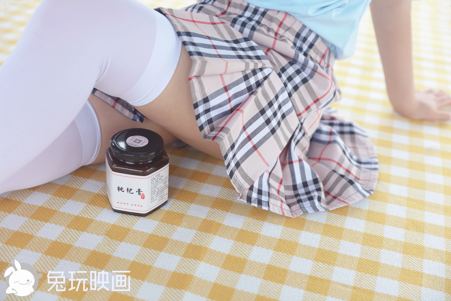 D52.006 枇杷和白丝 [44P-237MB]
