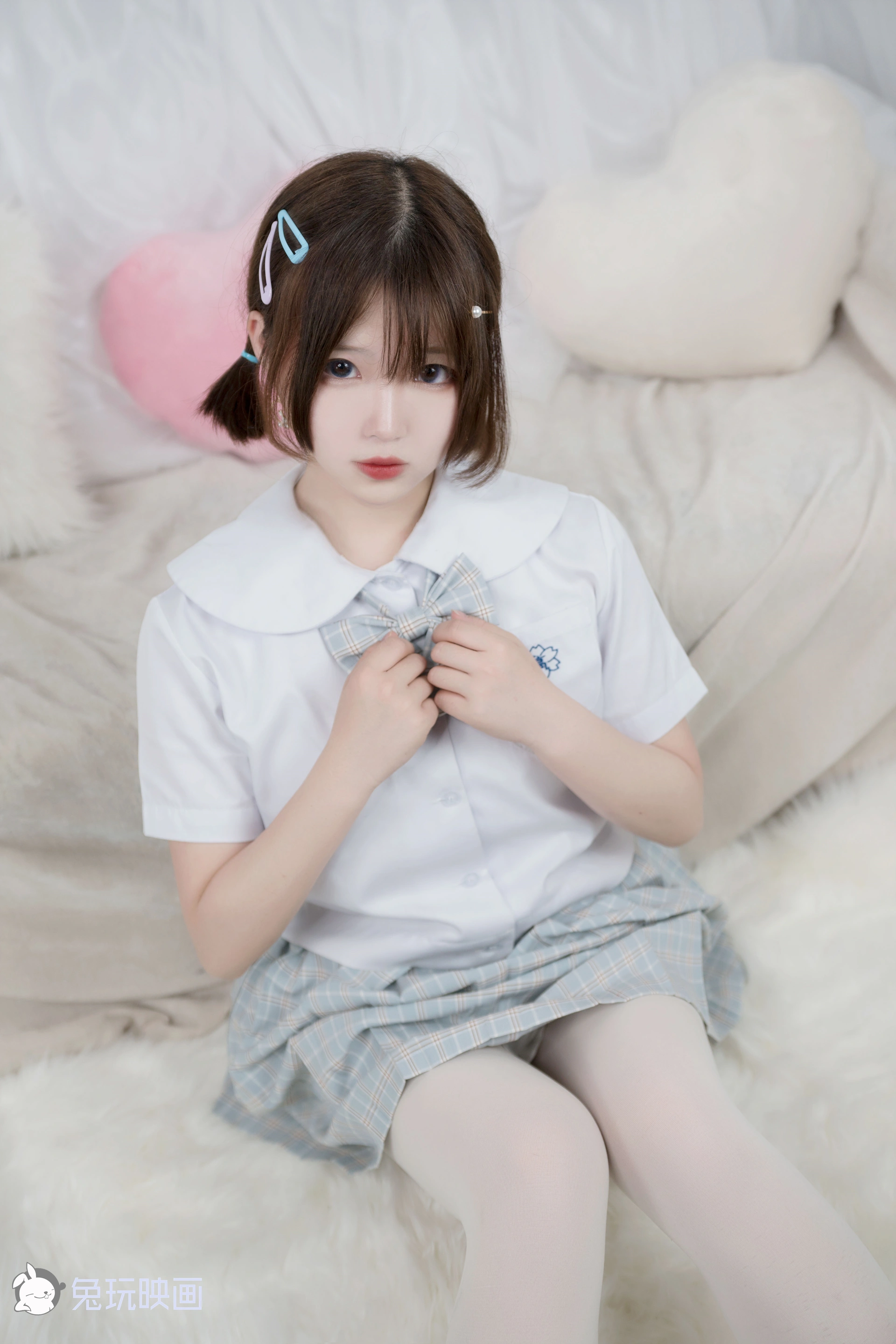 C09.008 制服女孩 [41P-362MB]