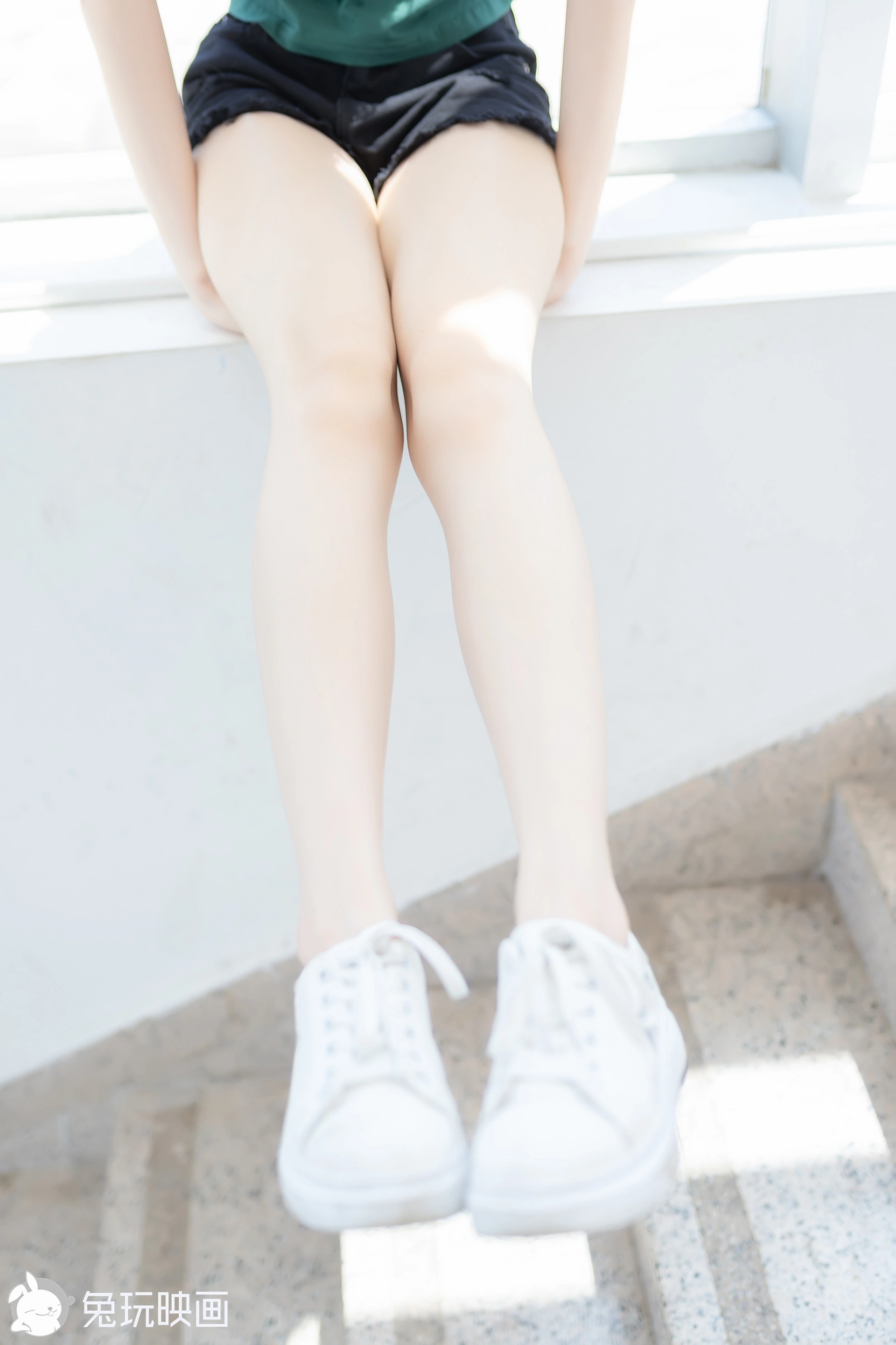 C47.005 绿T恤白鞋少女 [40P-83MB]