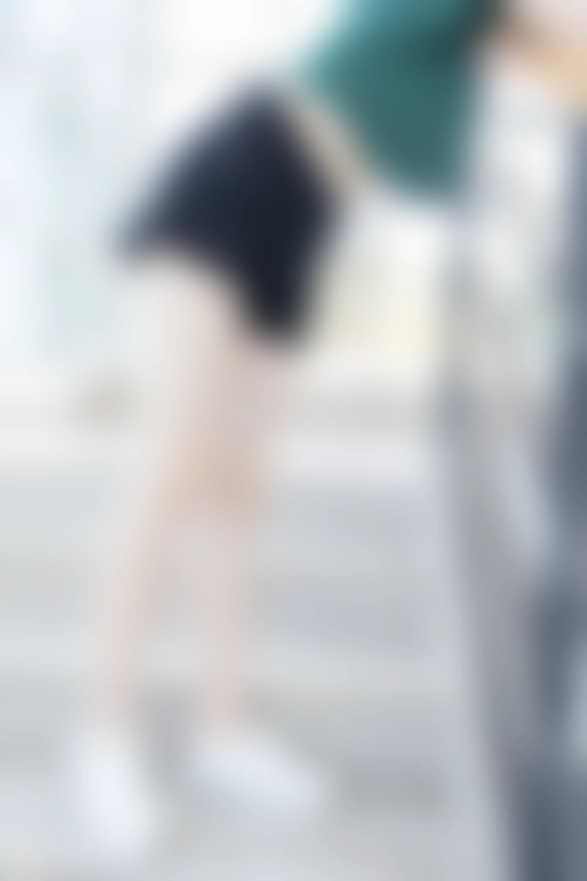 C47.005 绿T恤白鞋少女 [40P-83MB]
