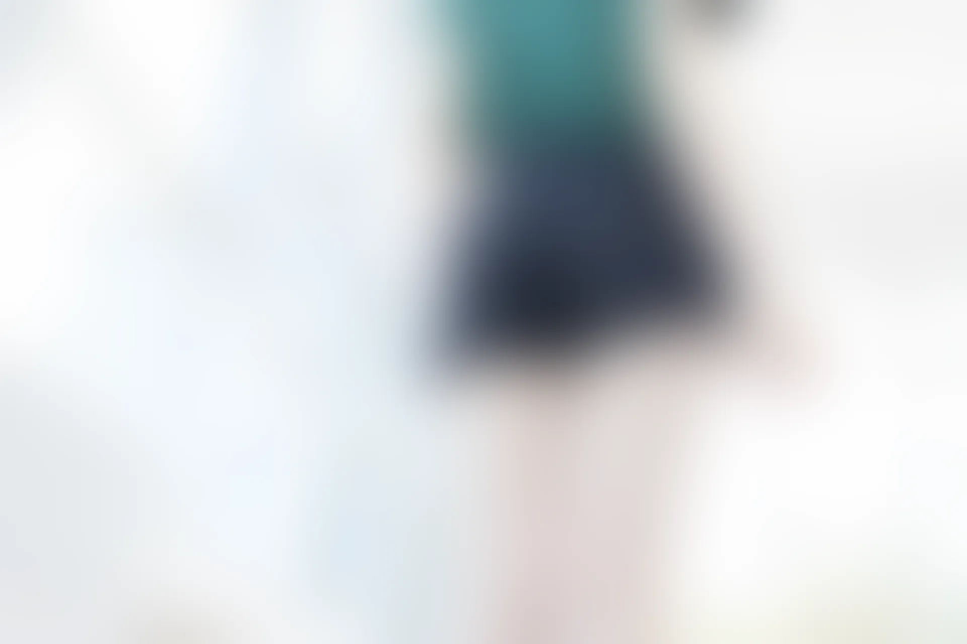 C47.005 绿T恤白鞋少女 [40P-83MB]