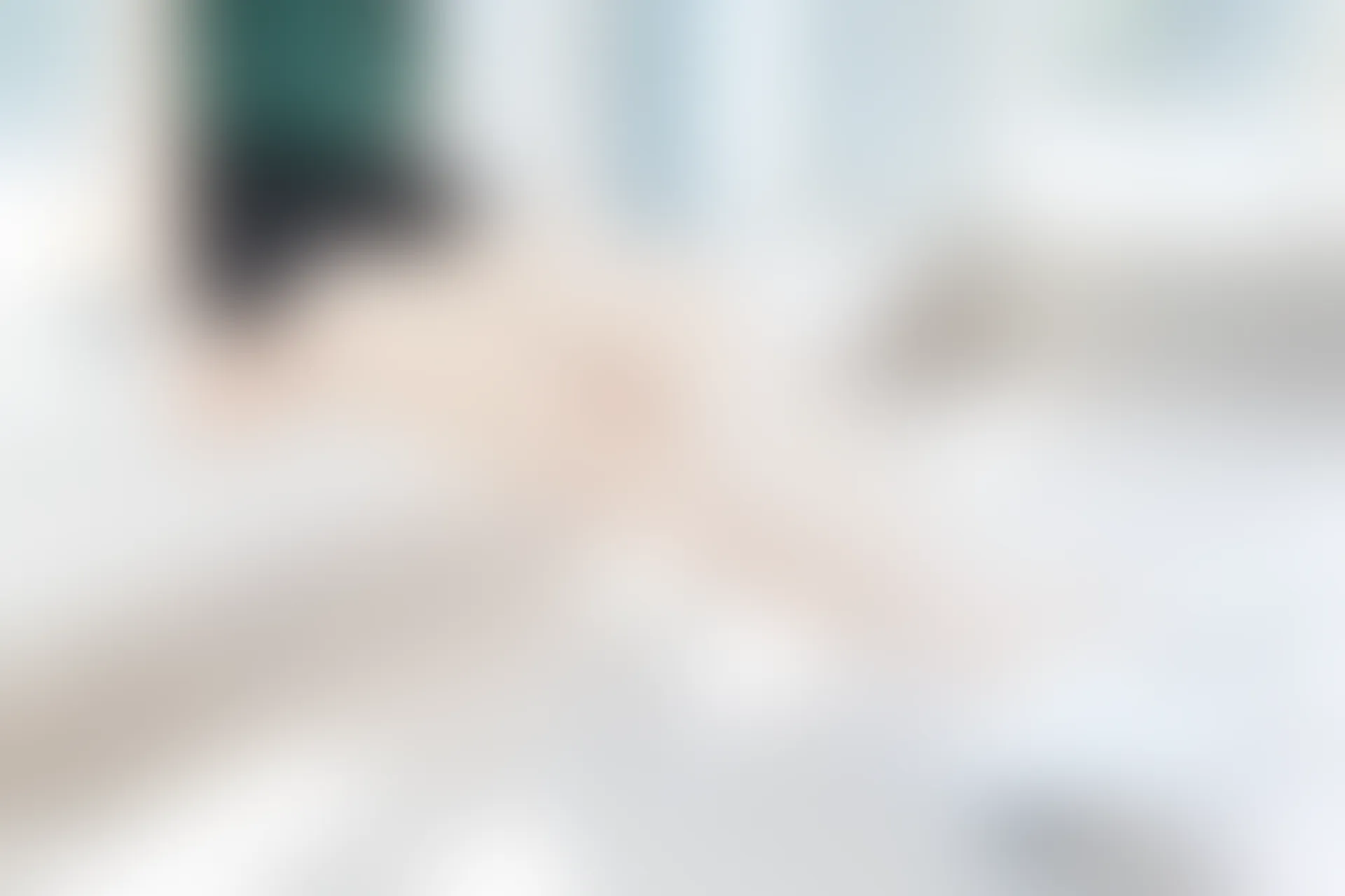 C47.005 绿T恤白鞋少女 [40P-83MB]