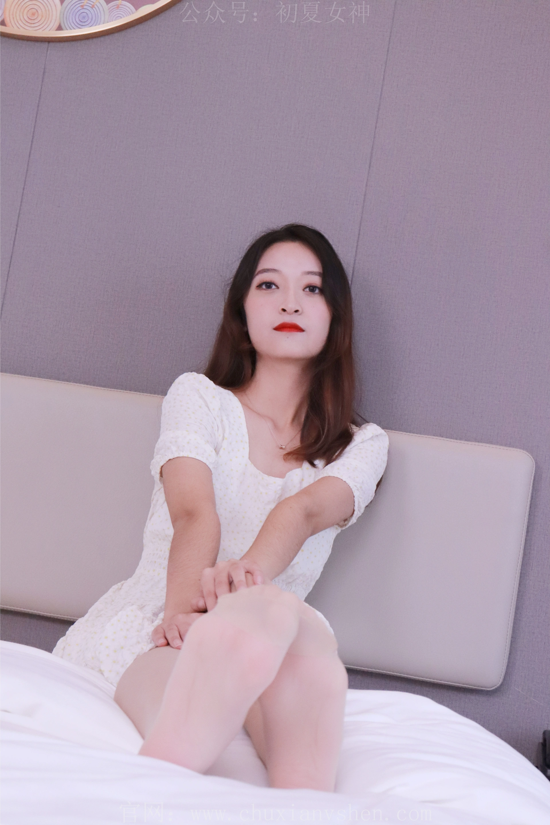 初夏女神 NO.015 依依~白色M码秋季连衣裙搭高跟鞋[137P-1V-4.17G]