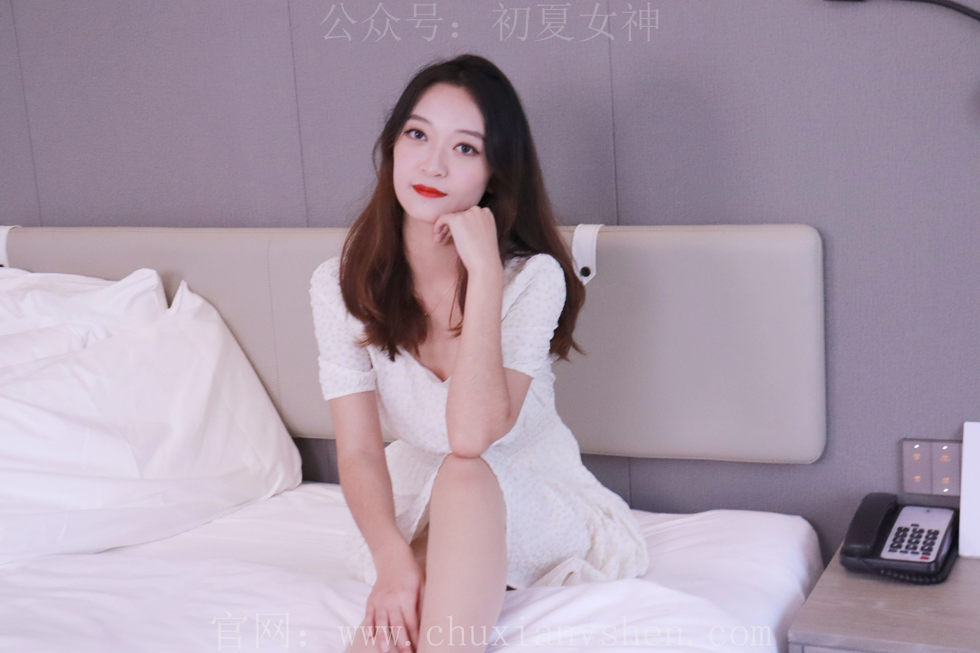 初夏女神 NO.015 依依~白色M码秋季连衣裙搭高跟鞋[137P-1V-4.17G]