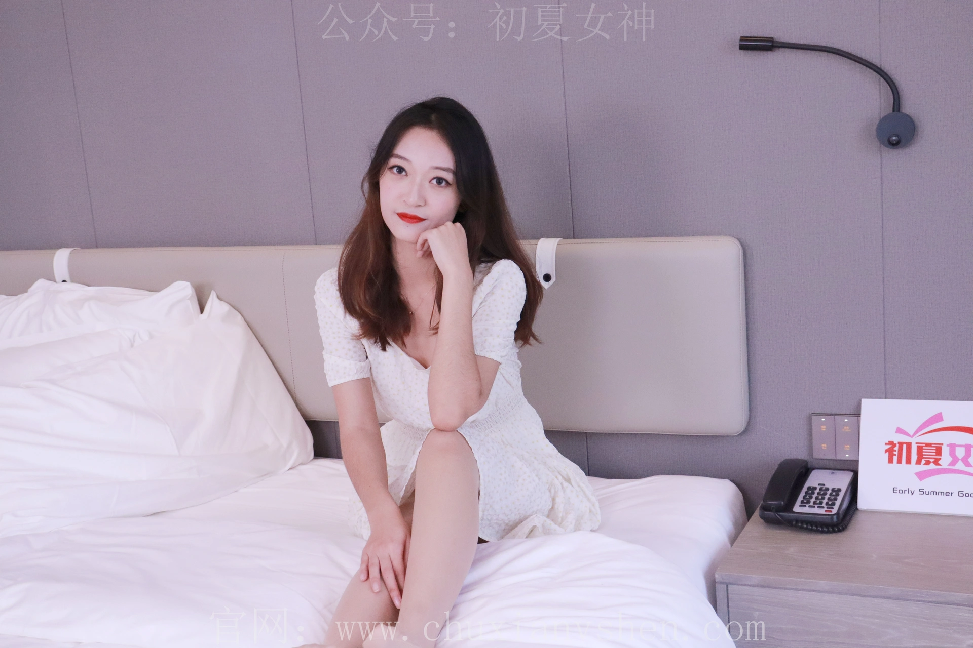 初夏女神 NO.015 依依~白色M码秋季连衣裙搭高跟鞋[137P-1V-4.17G]