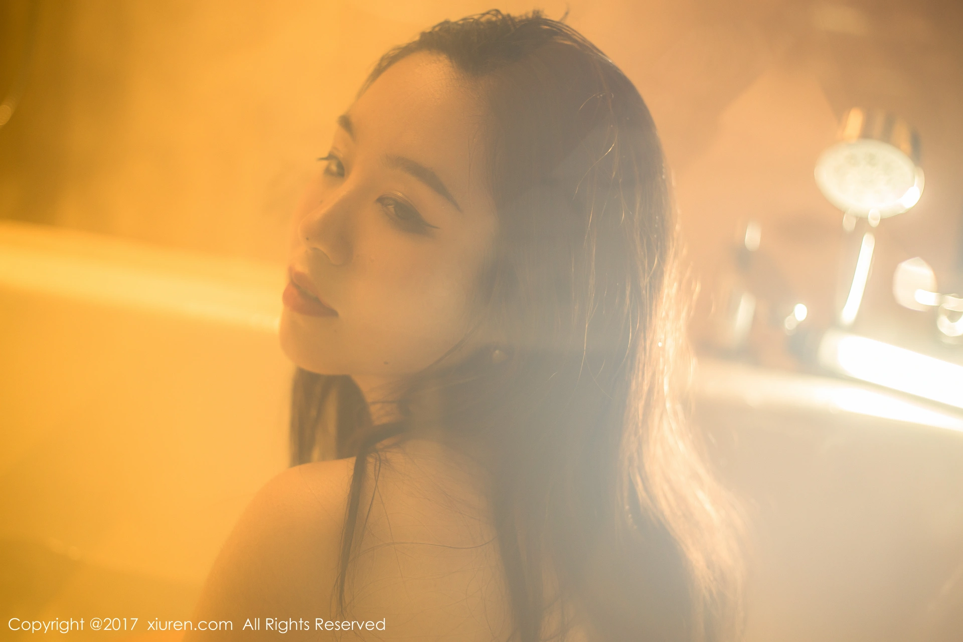 XiuRen秀人网 2017.09.28 No.823 吃白菜的vi菜菜[48+1P192M]