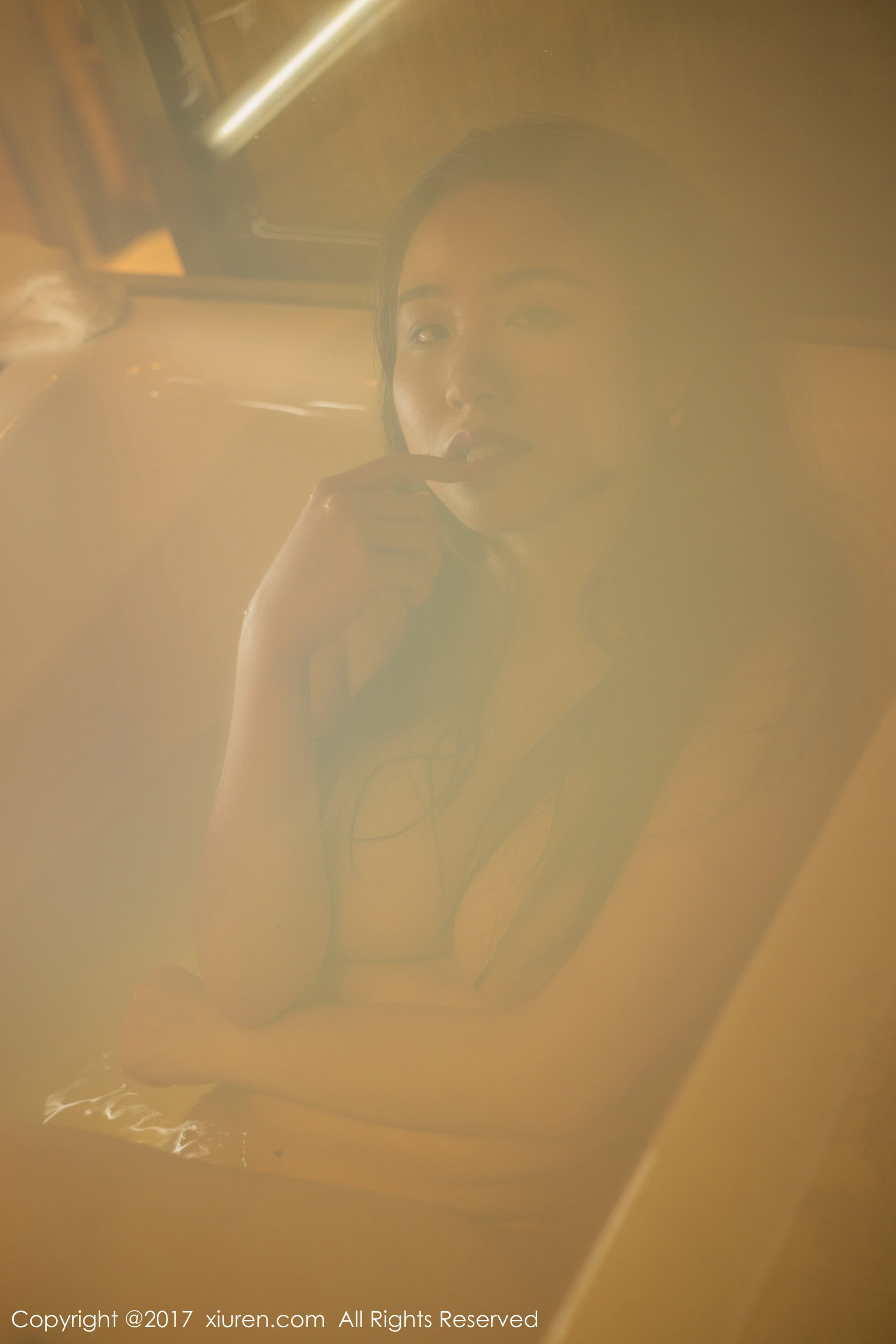 XiuRen秀人网 2017.09.28 No.823 吃白菜的vi菜菜[48+1P192M]