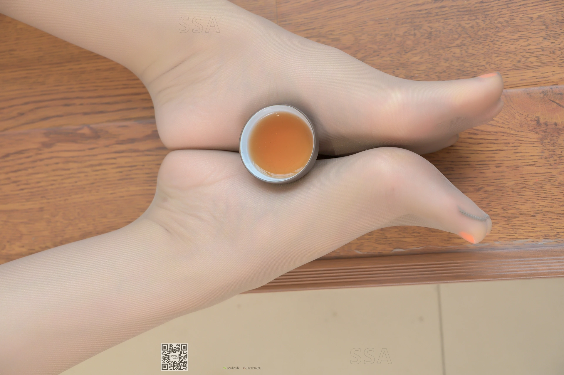 SSA丝社 超清写真 NO.183 聪聪 茶艺室变幻莫测灰丝雅韵[127P-1.94GB]