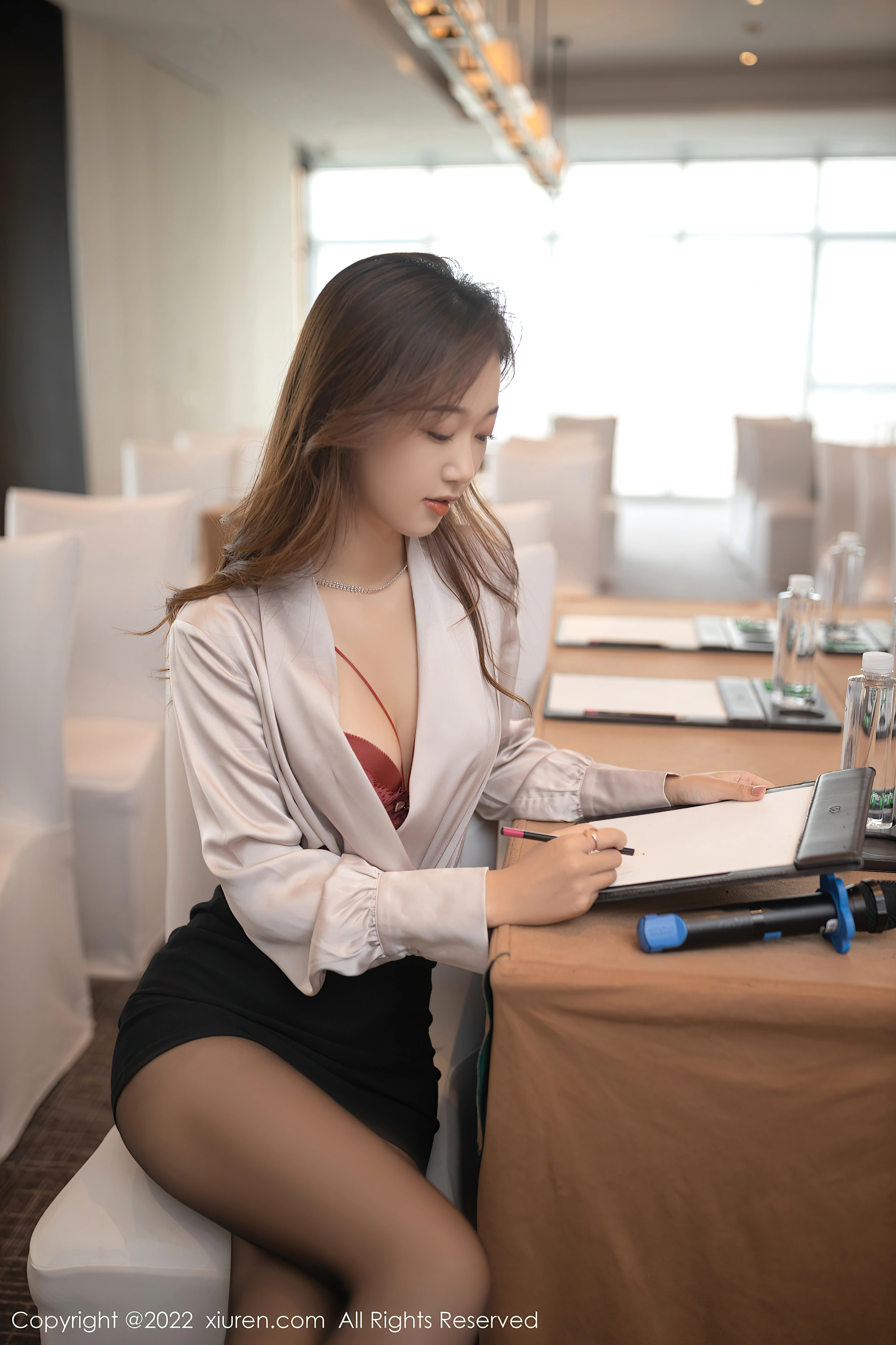 XiuRen秀人网 2022.01.19 No.4485 唐安琪 黑丝美腿[88+1P 814MB]