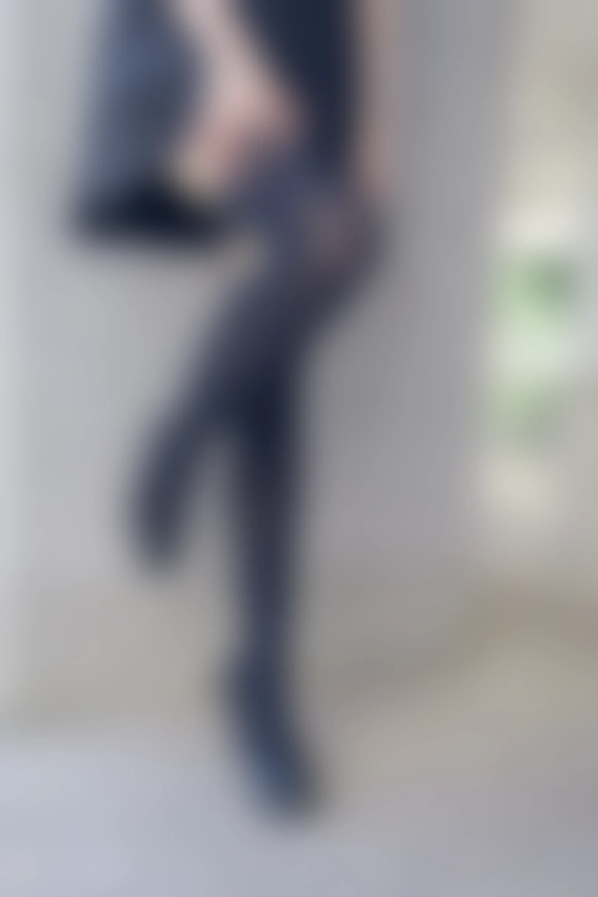 C08.003 黑色少女 [41P-95MB]