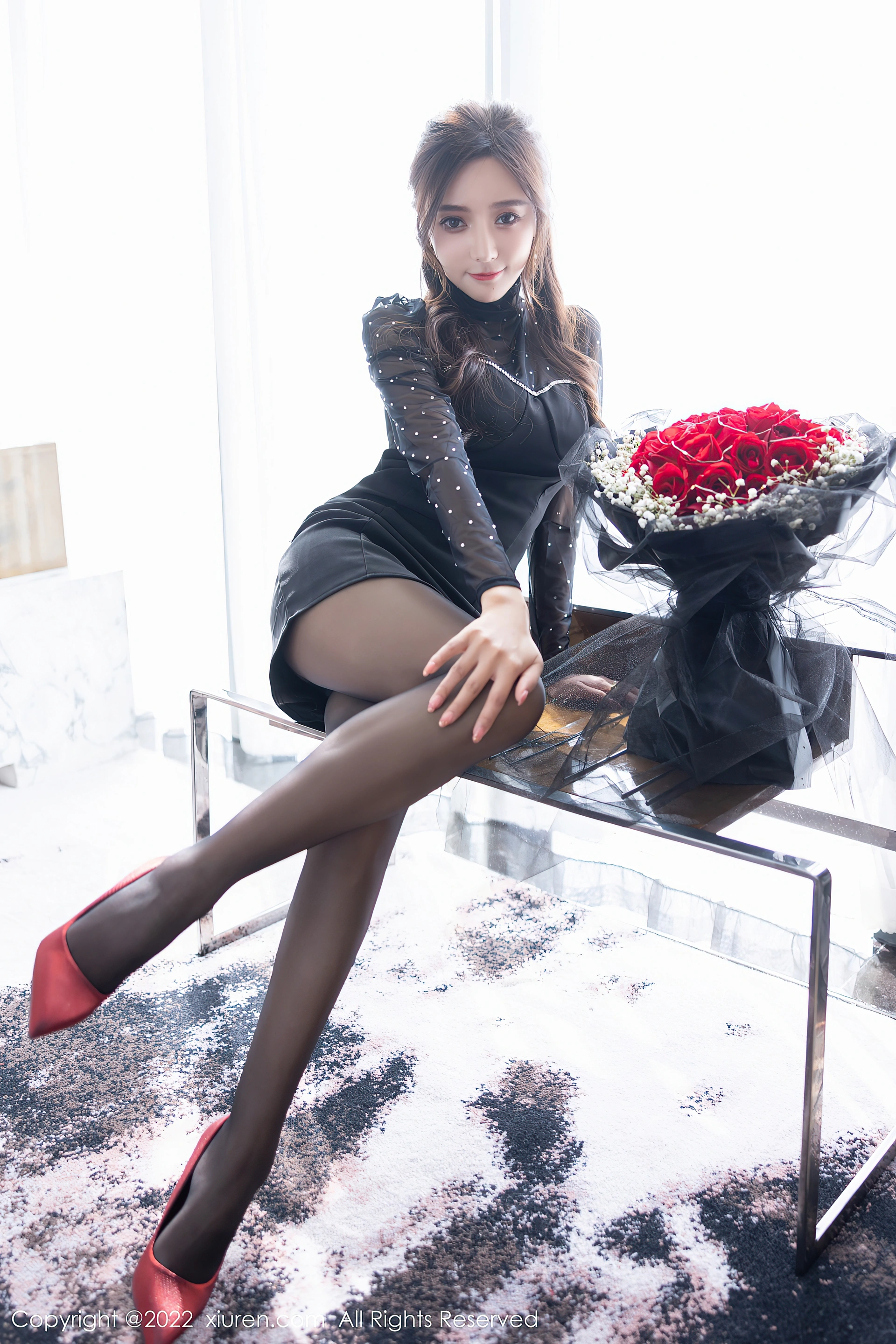 XiuRen秀人网 2022.02.11 No.4574 王馨瑶yanni 黑丝美腿[65+1P 573MB]