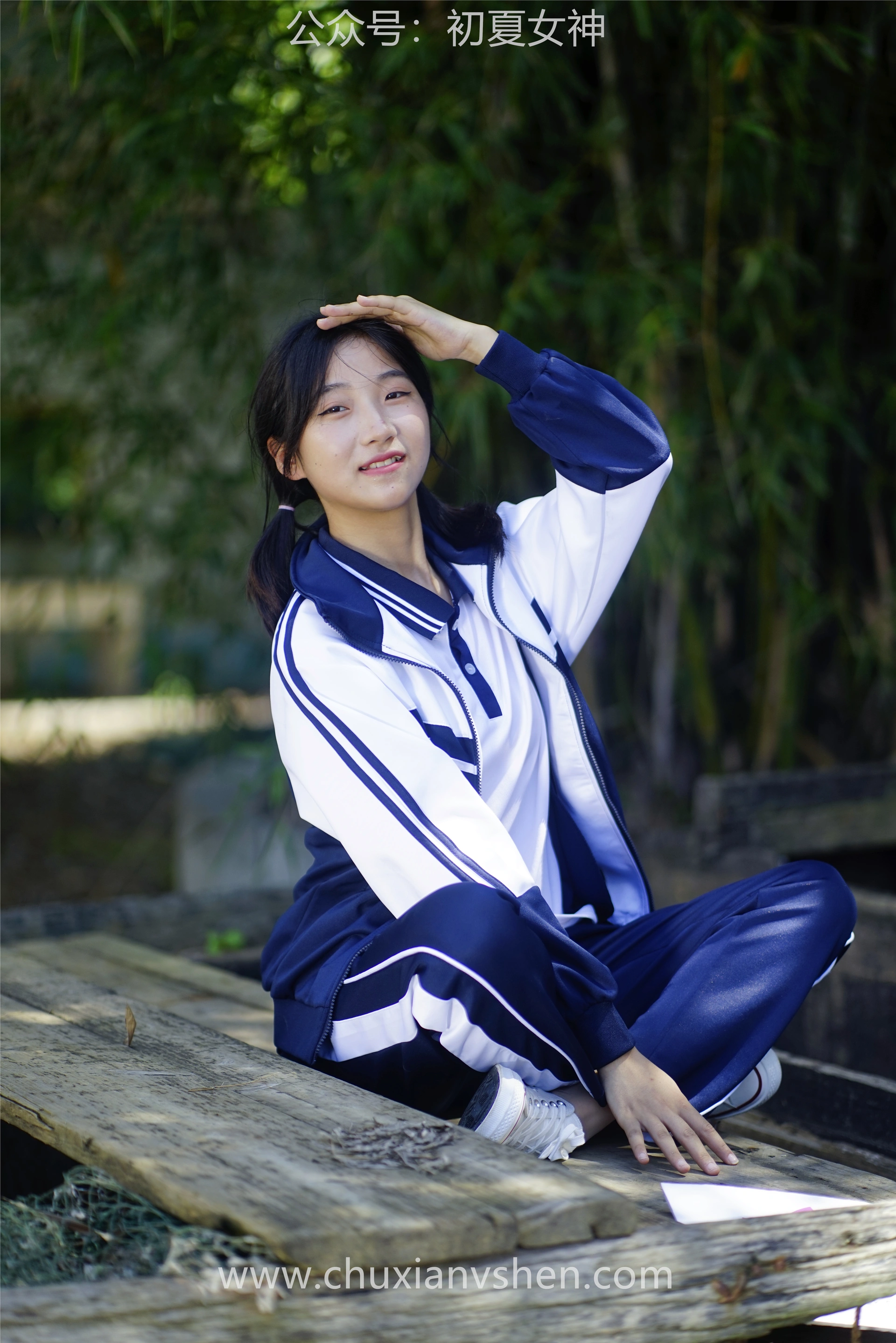 初夏女神 NO.074 点点 旧梦青春[172P+1V／6.61GB]