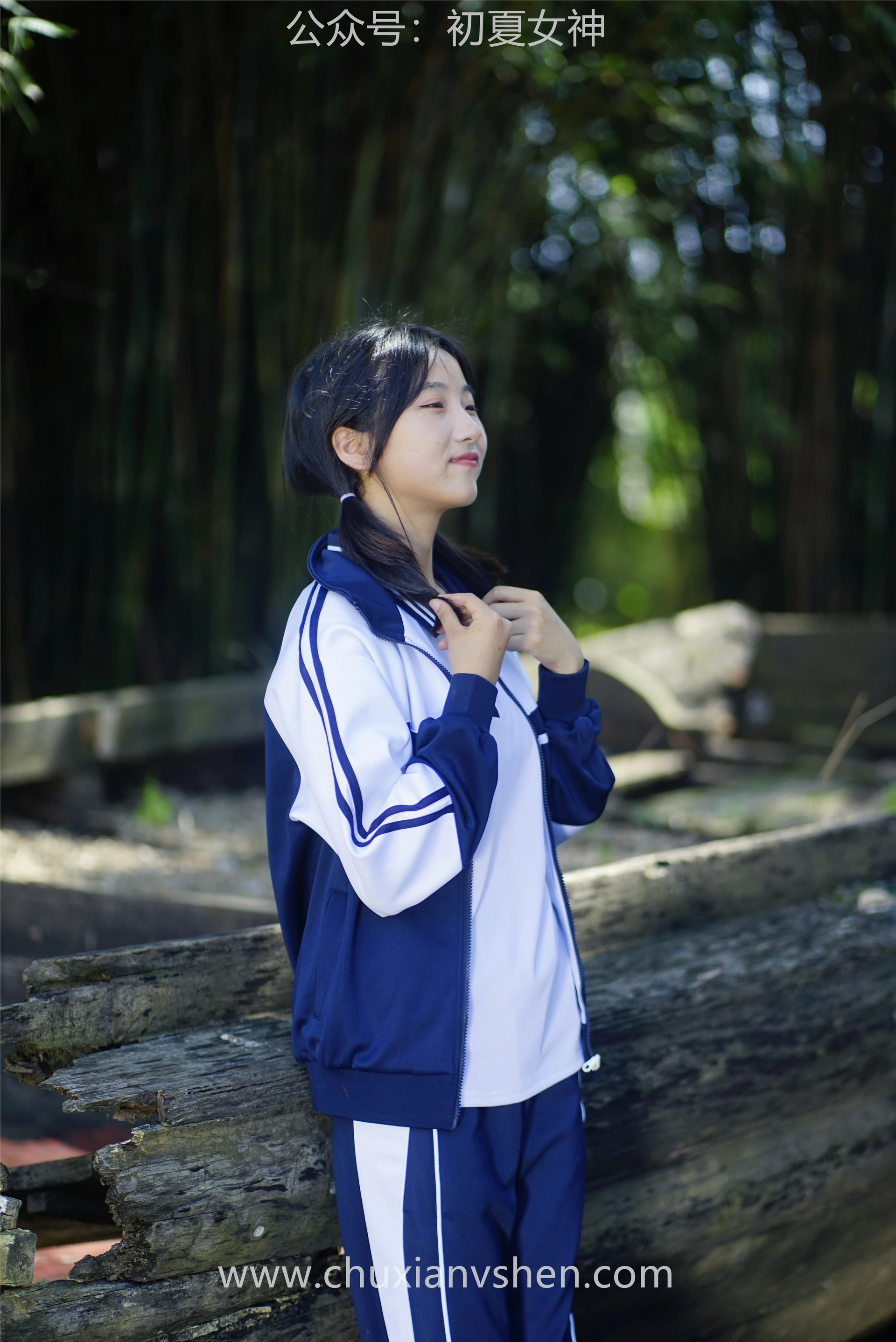 初夏女神 NO.074 点点 旧梦青春[172P+1V／6.61GB]