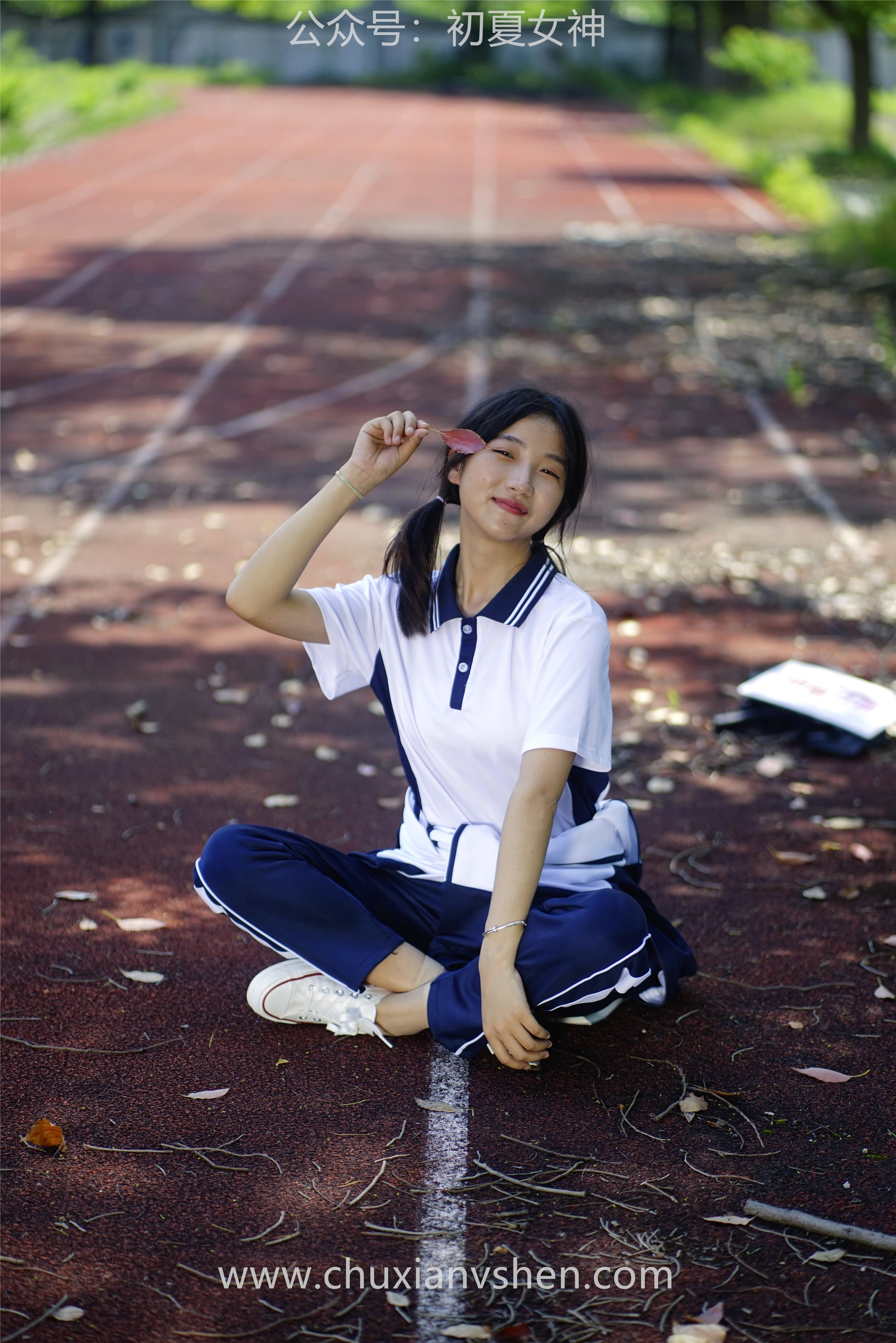 初夏女神 NO.074 点点 旧梦青春[172P+1V／6.61GB]