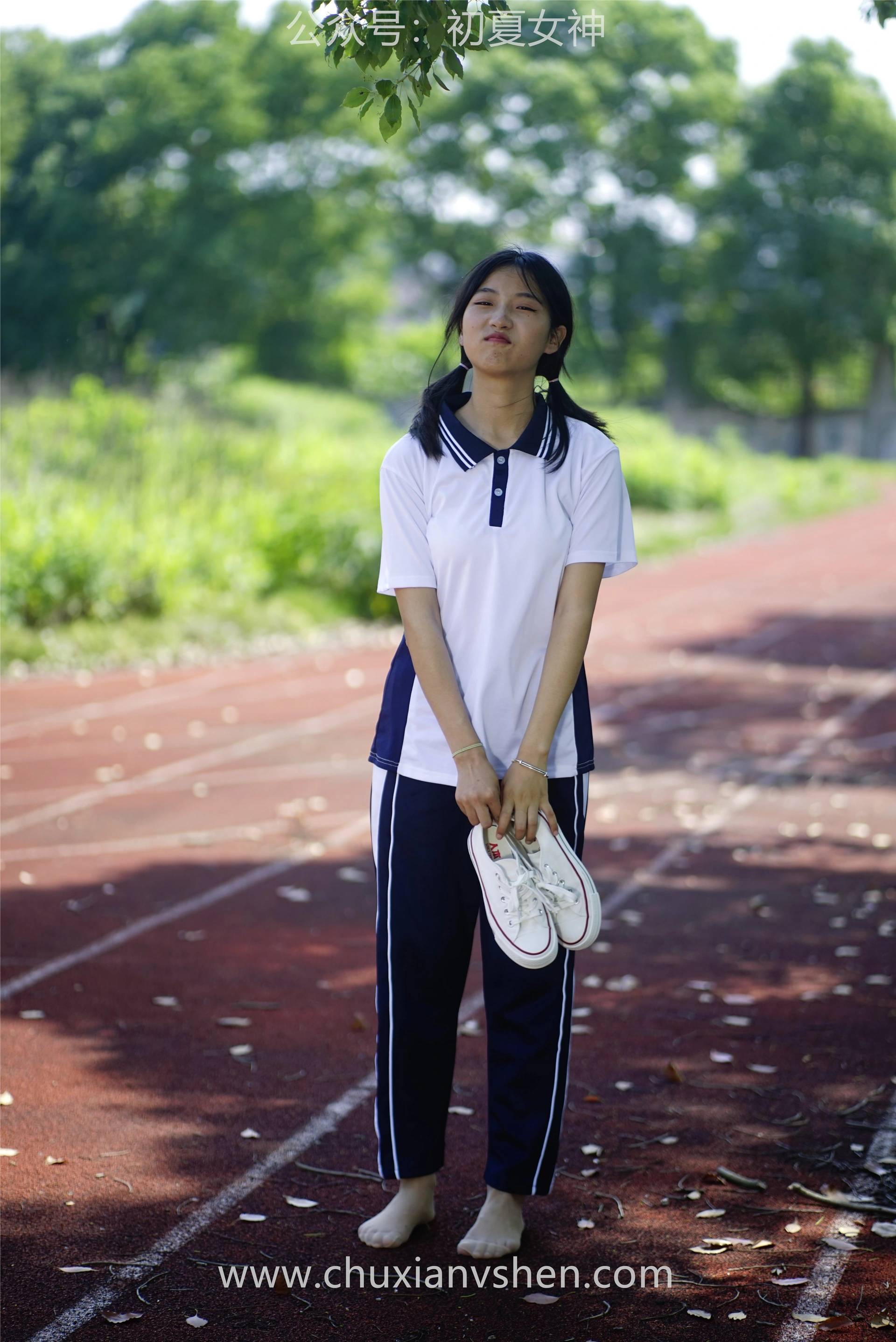 初夏女神 NO.074 点点 旧梦青春[172P+1V／6.61GB]