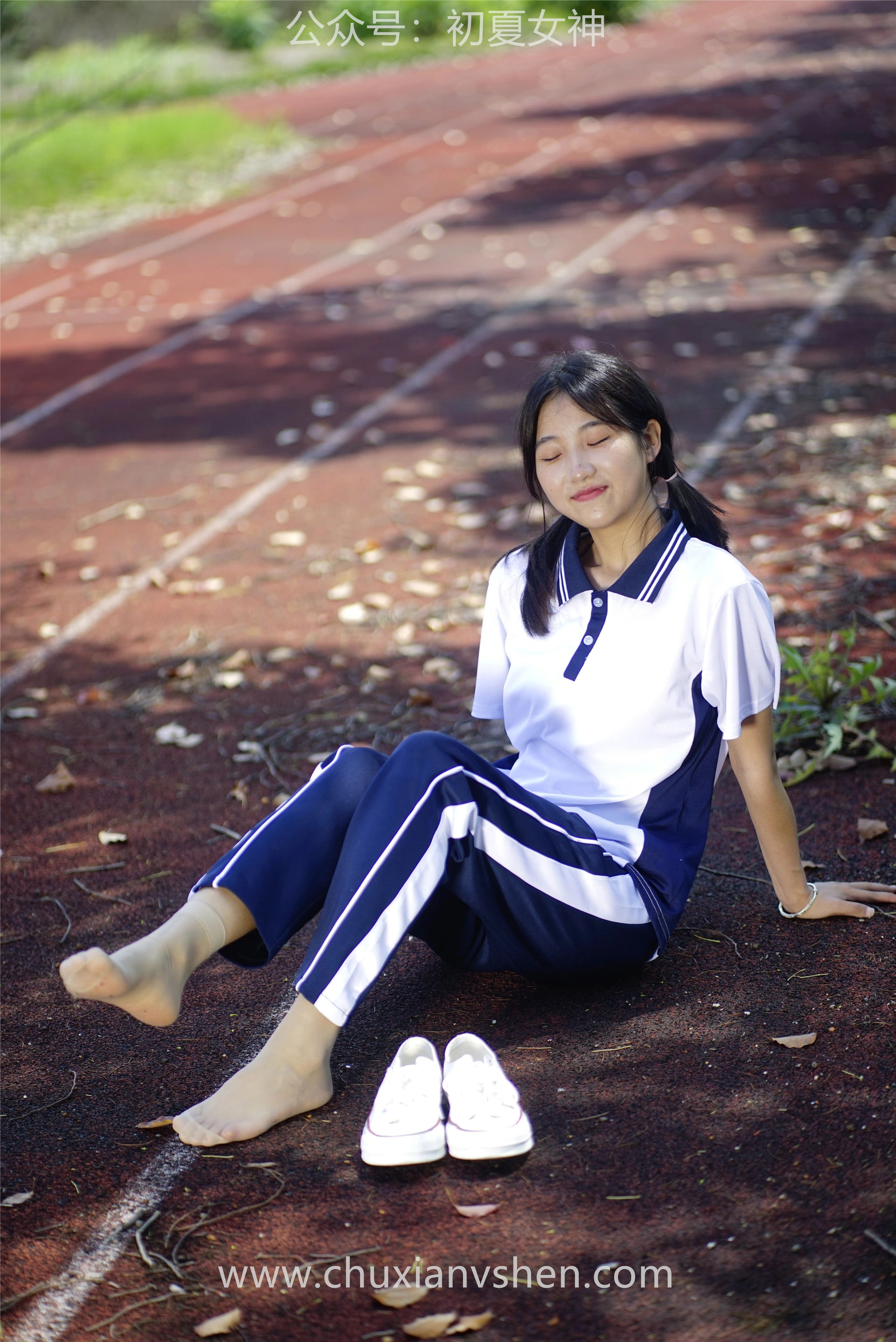 初夏女神 NO.074 点点 旧梦青春[172P+1V／6.61GB]