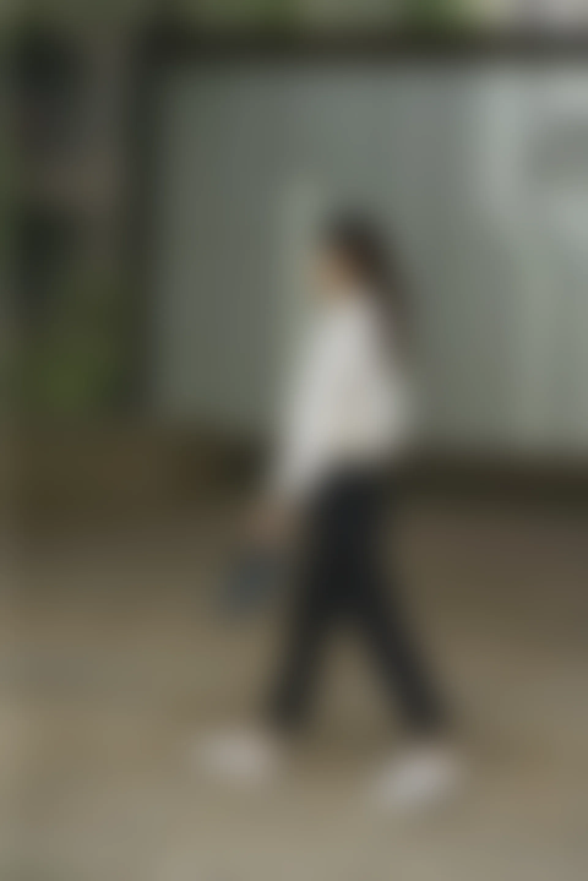 初夏女神 NO.060 小悦悦 职场小白[129P+1V／5.48GB]