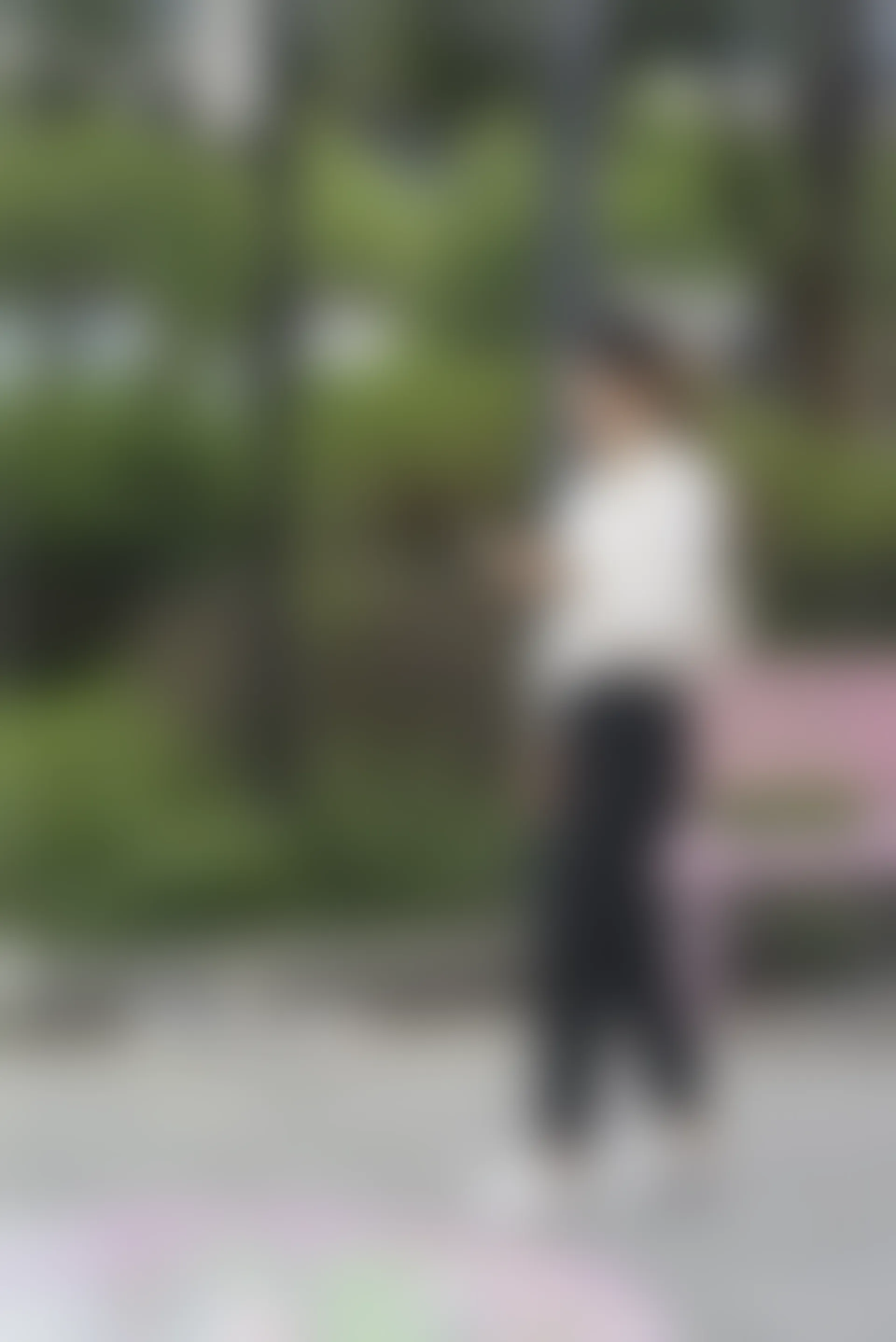 初夏女神 NO.060 小悦悦 职场小白[129P+1V／5.48GB]