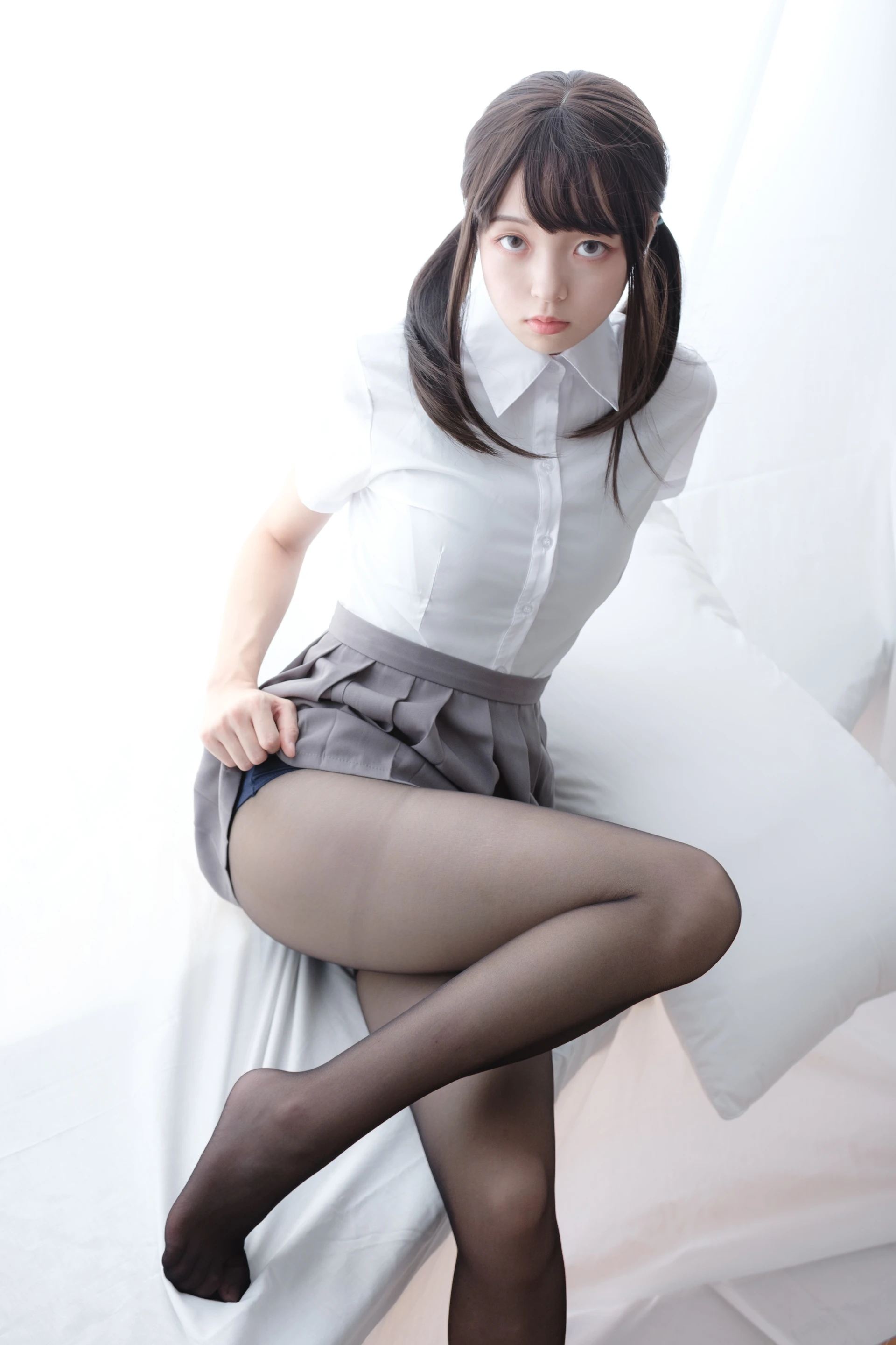 森萝财团 LOVEPLUS-002 [110P1V-1.7G]森萝财团, 黑丝