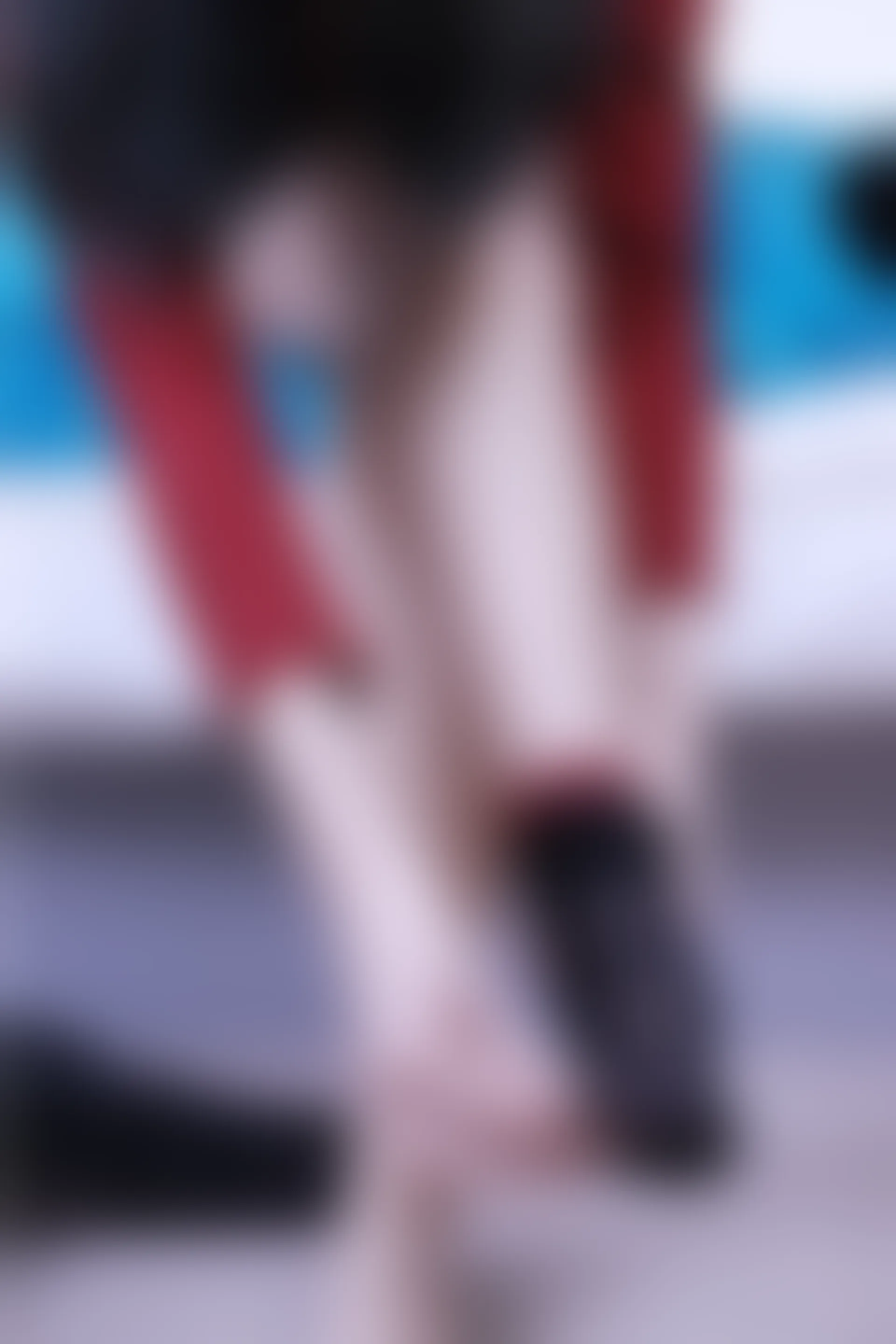 初夏女神 NO.006 依依 M码酒红连衣裙搭黑色长靴[140P+1V／6.76GB]