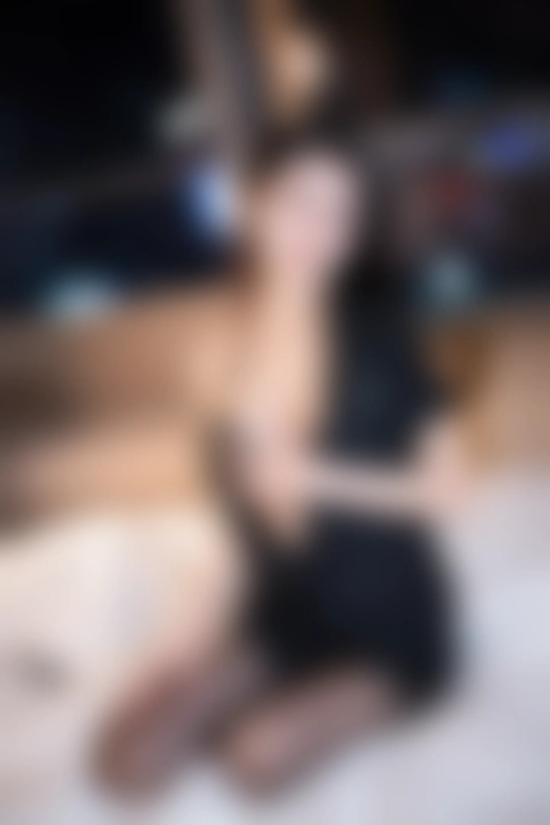 XiuRen秀人网 2021.11.01 No.4147 媛媛酱belle 黑丝 手铐[43+1P 383MB]