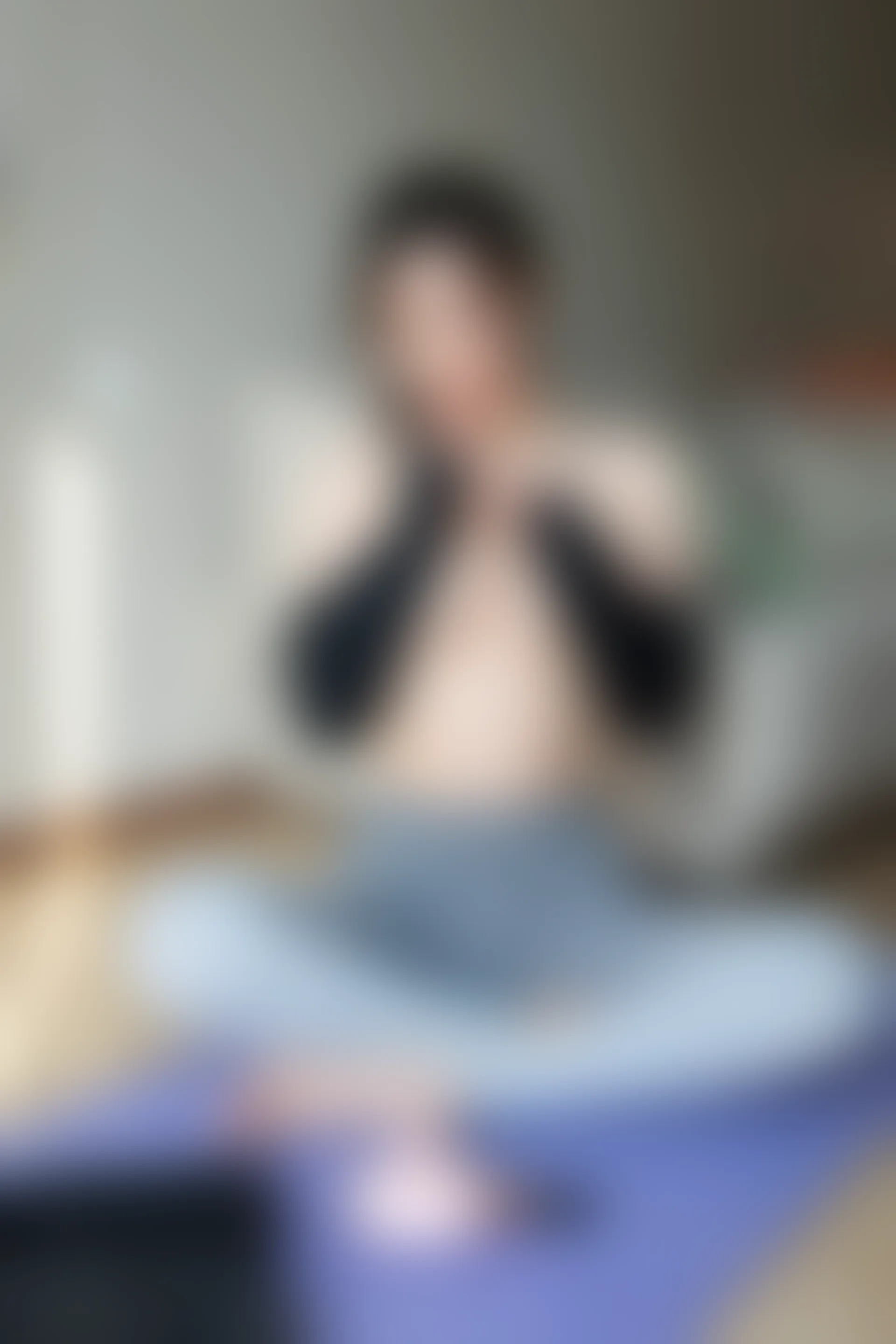 XiuRen秀人网 2022.03.11 No.4703 顾乔楠Cora 美臀美腿[94+1P 1GB]