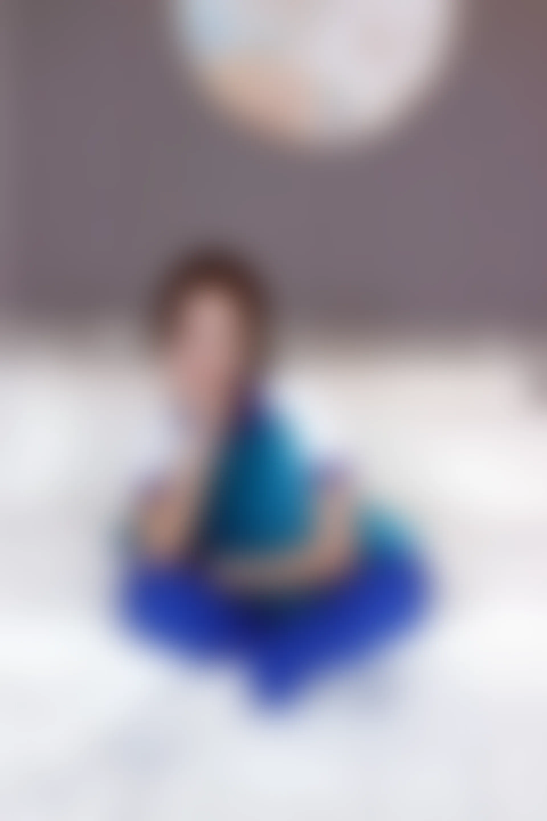 初夏女神 NO.001 依依~校服搭配37码运动鞋拍摄[126P-1V-5.45G]