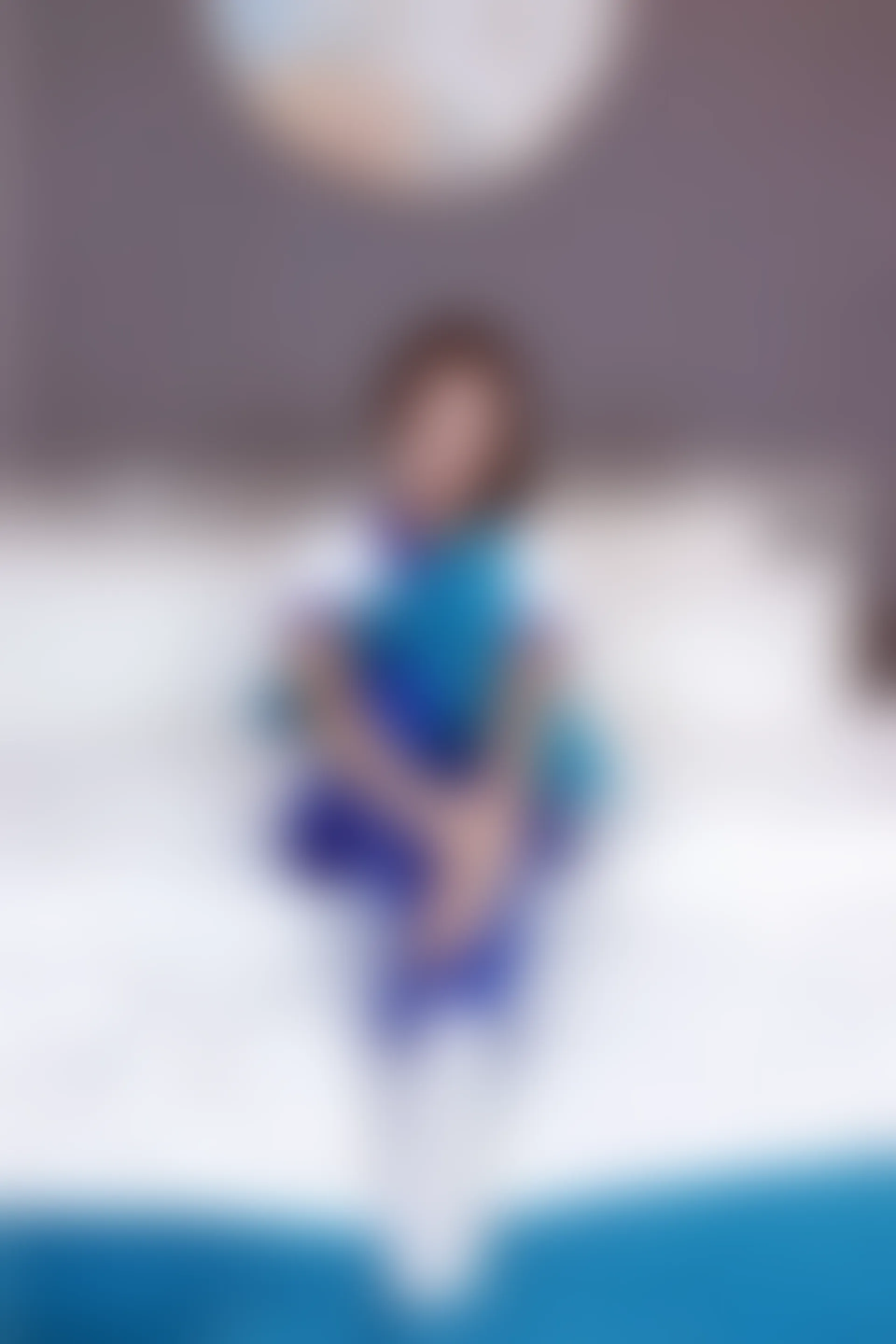 初夏女神 NO.001 依依~校服搭配37码运动鞋拍摄[126P-1V-5.45G]