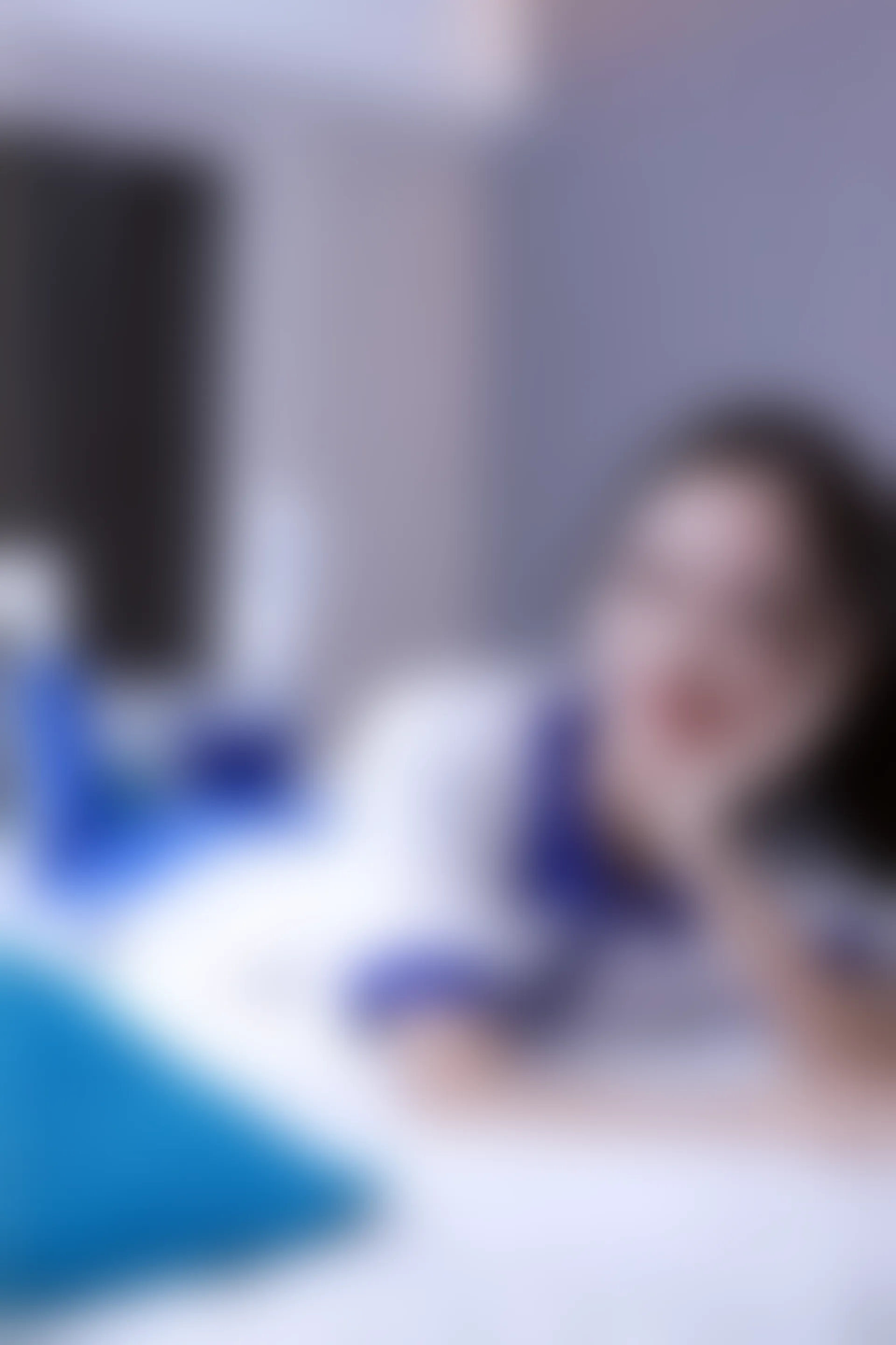 初夏女神 NO.001 依依~校服搭配37码运动鞋拍摄[126P-1V-5.45G]