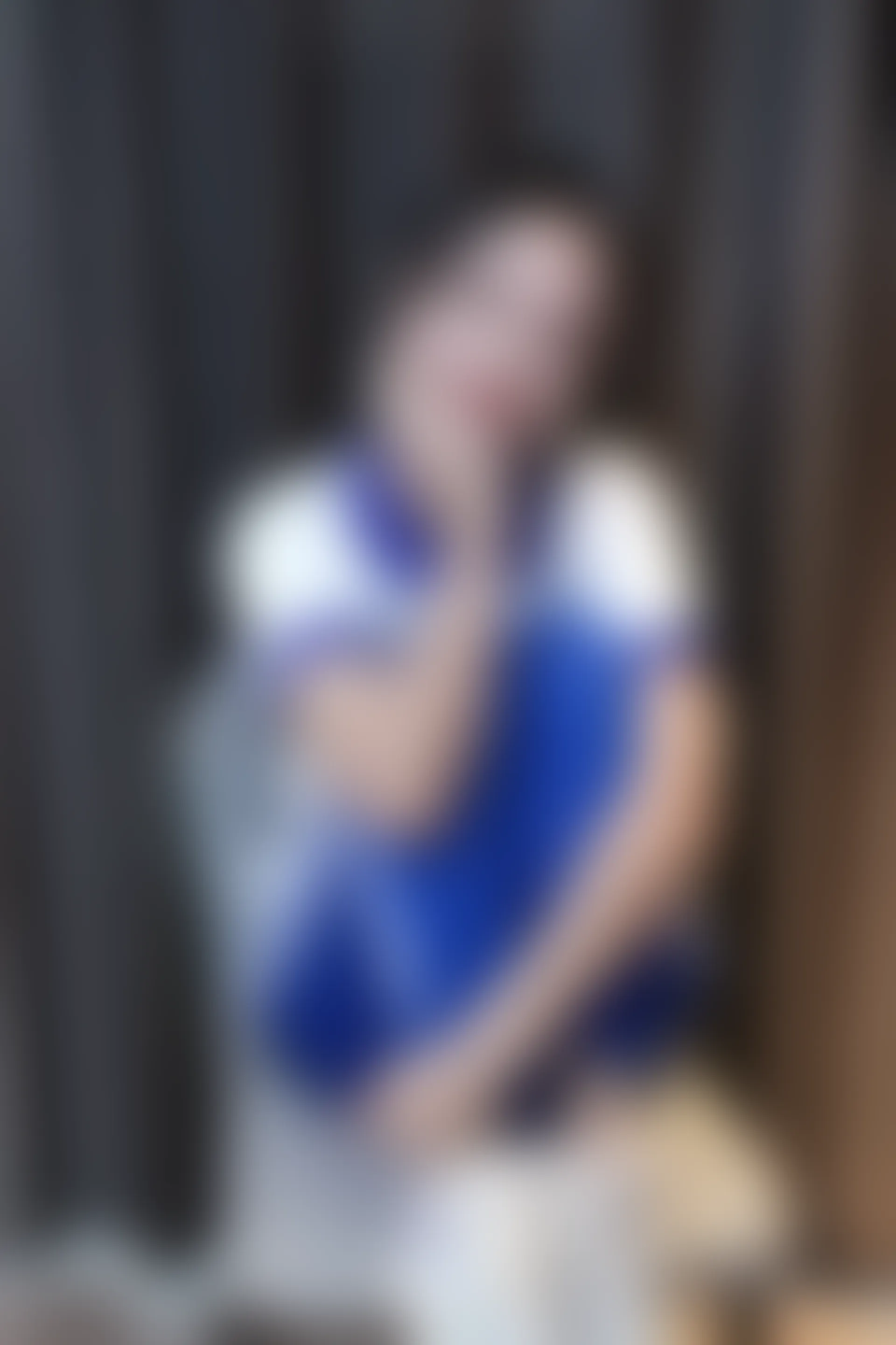初夏女神 NO.001 依依~校服搭配37码运动鞋拍摄[126P-1V-5.45G]