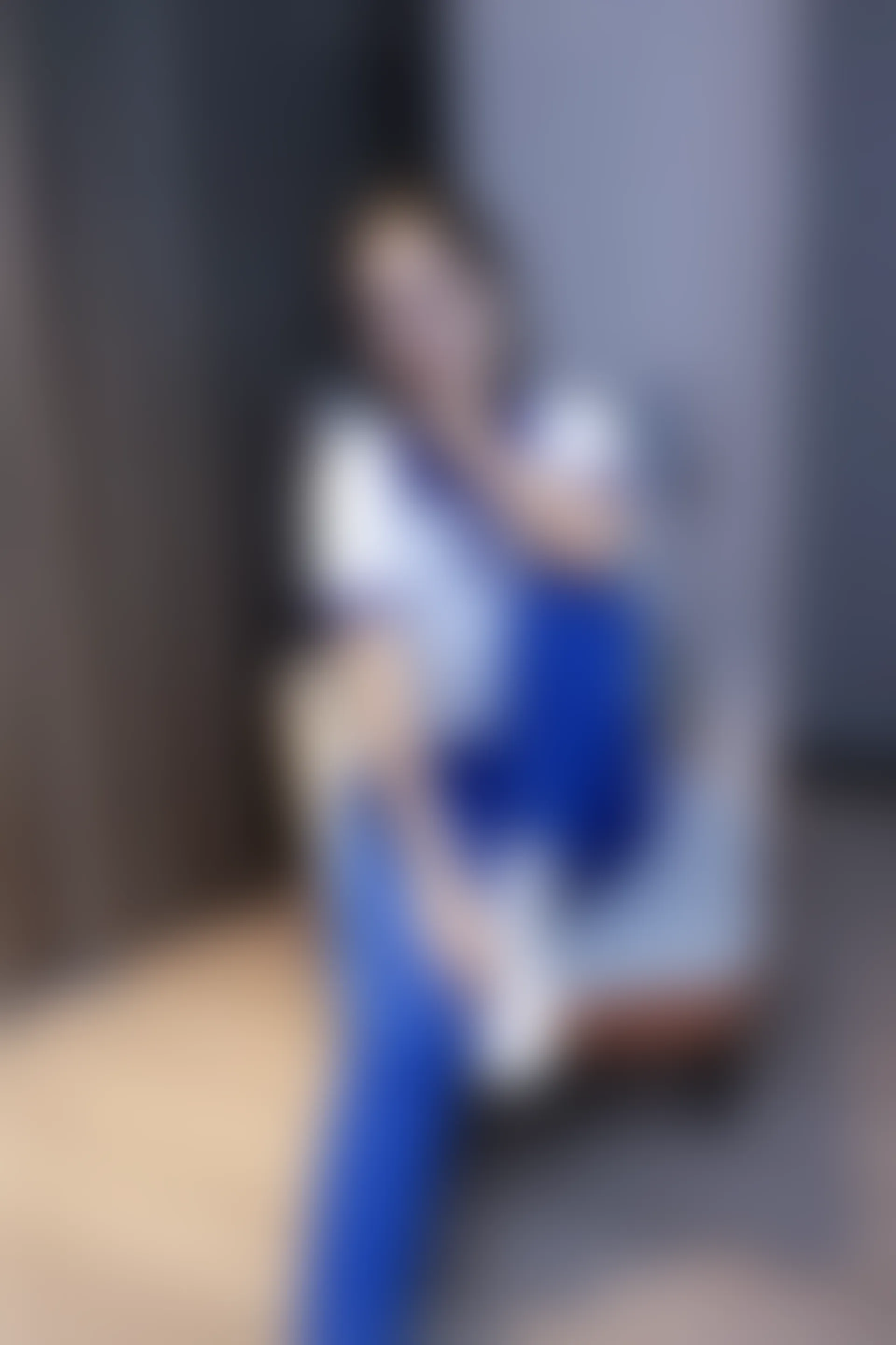 初夏女神 NO.001 依依~校服搭配37码运动鞋拍摄[126P-1V-5.45G]