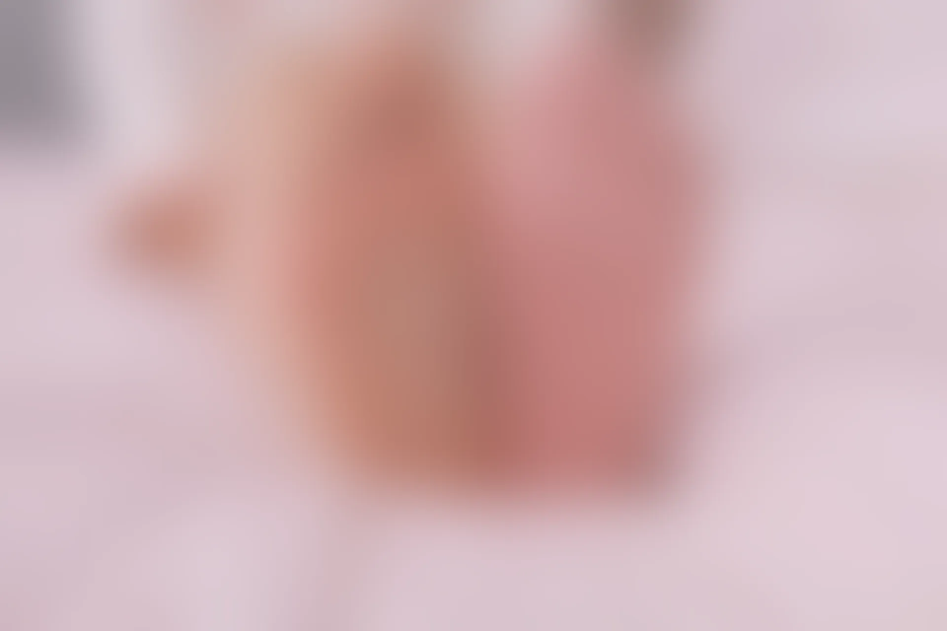初夏女神 NO.012 沙沙~S码粉白色套搭配小白鞋[104P-1V-6.4G]