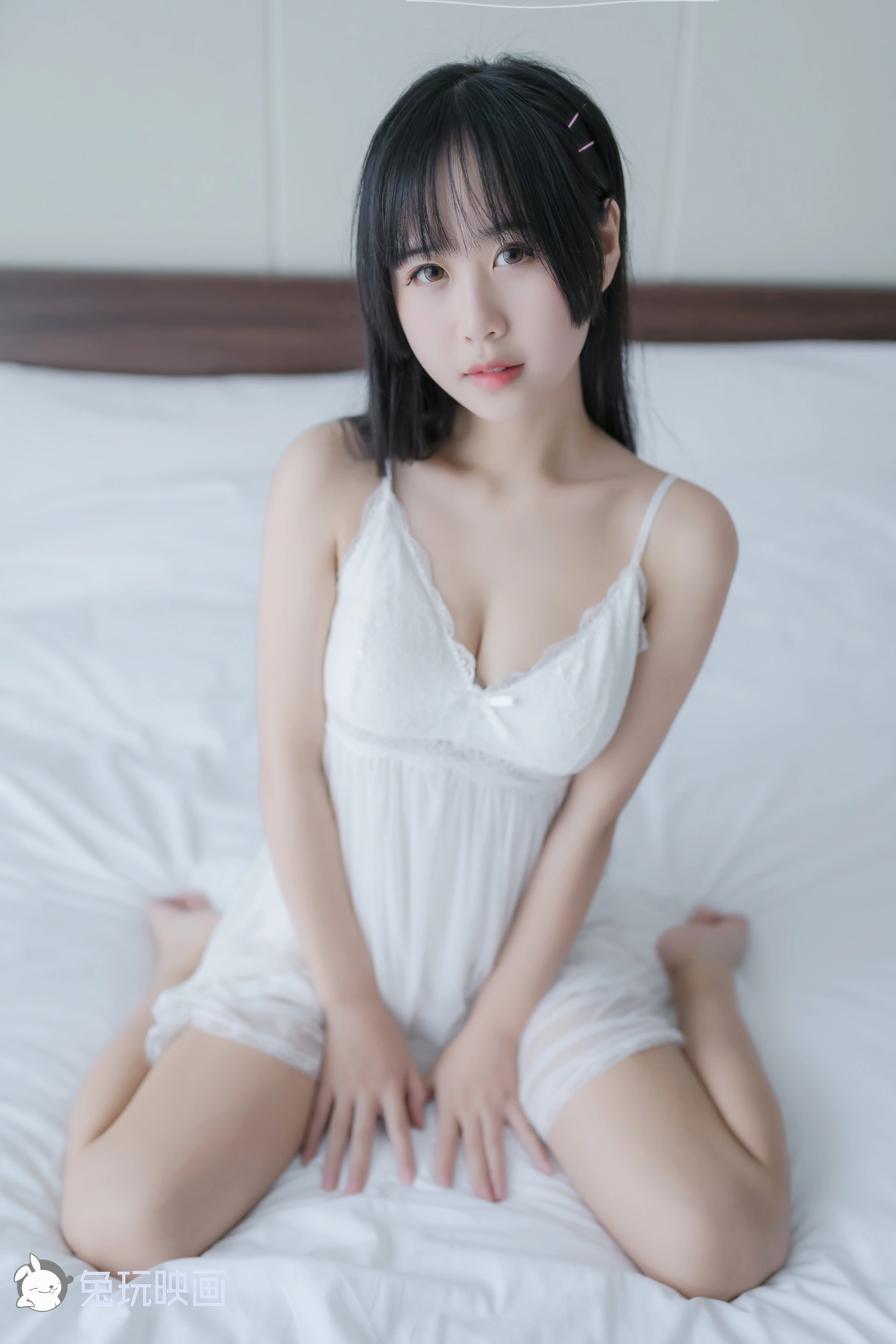 VOL.039 白纱裙 [44P-157MB]