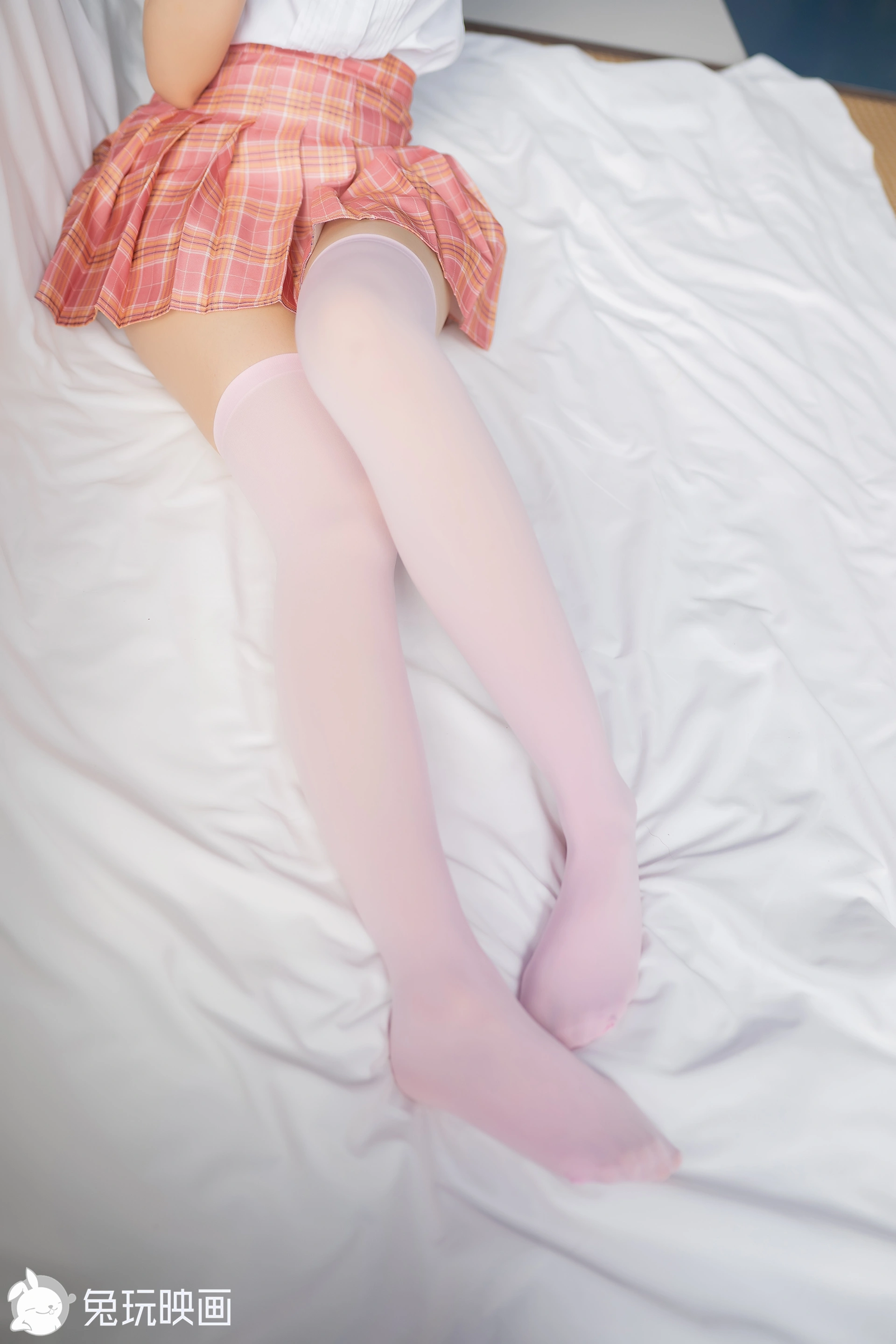 C49.002 粉色过膝袜 [40P-71MB]