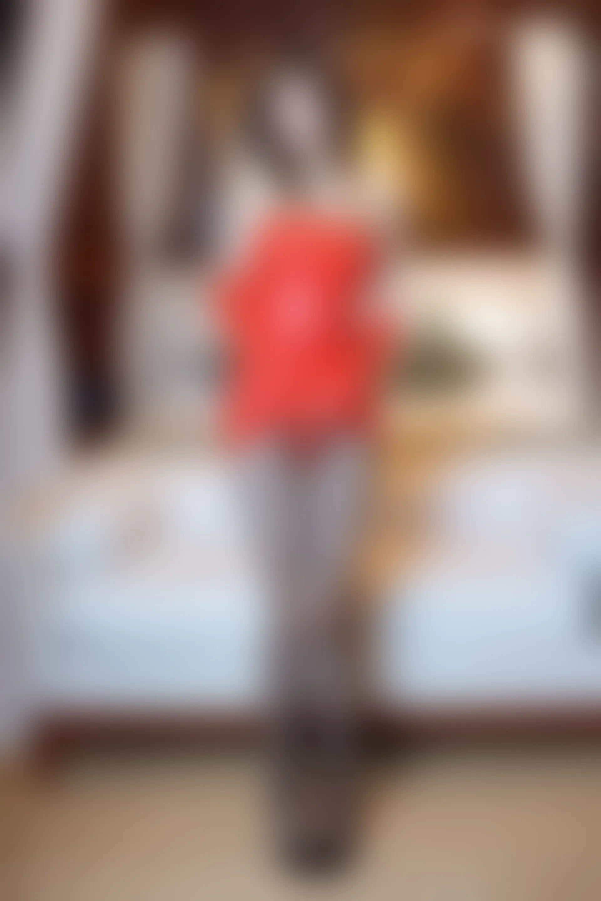 XiuRen秀人网 2022.03.18 No.4740 绮里嘉ula 珠三角旅拍[101+1P 979MB]
