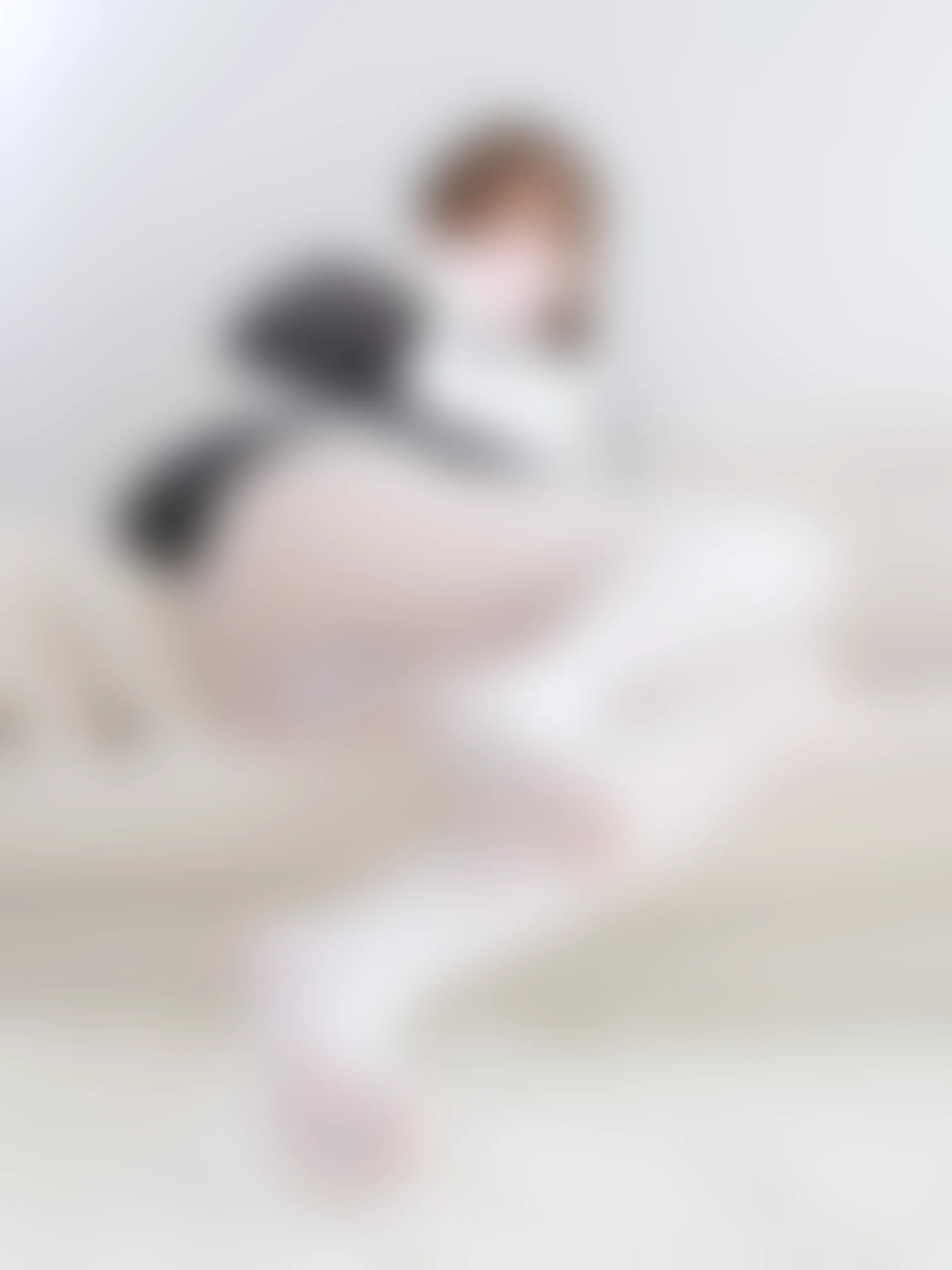 森萝财团 热池-01E 4K 双马尾白丝女仆 [104P1V-6.18GB]