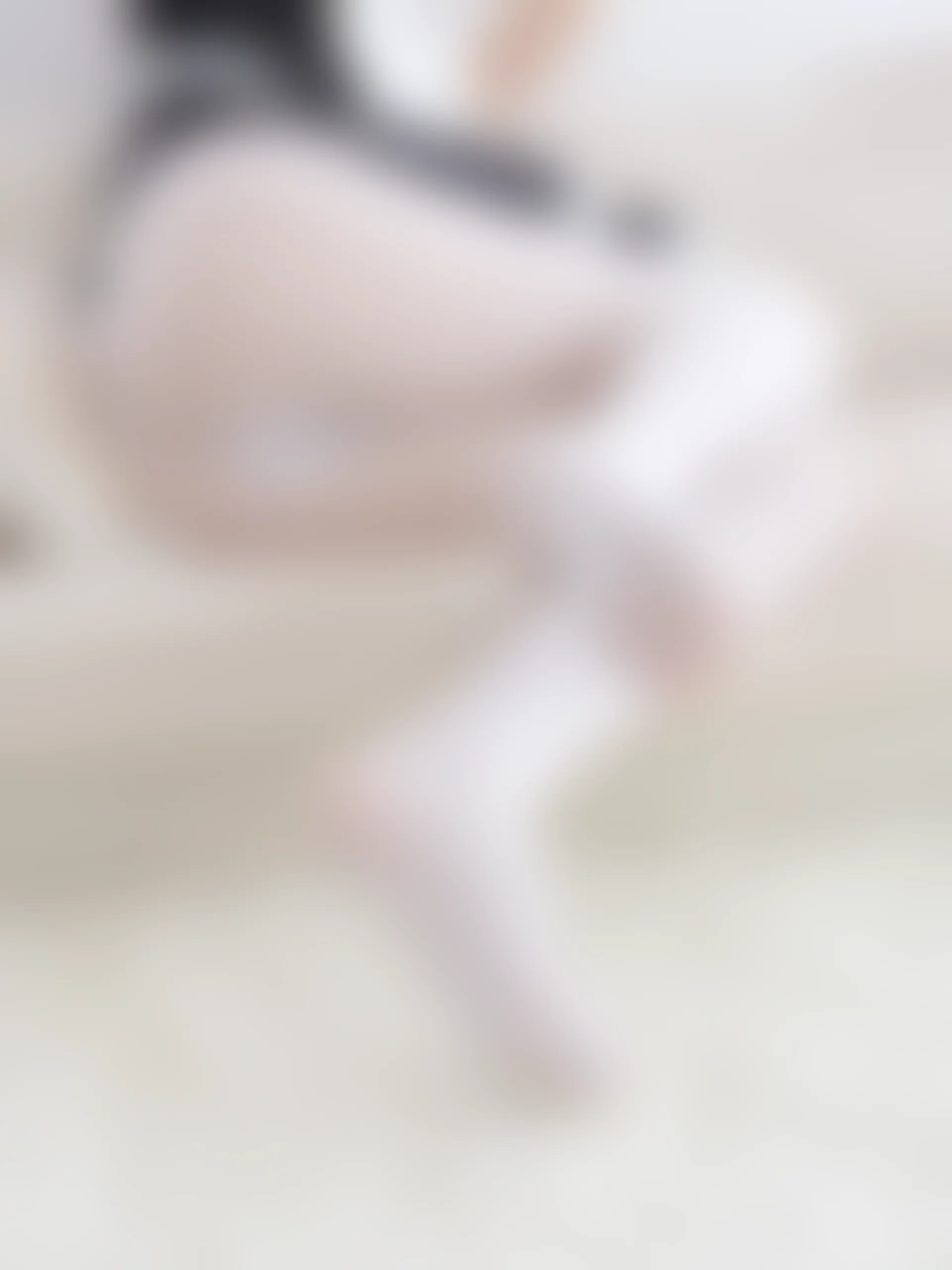 森萝财团 热池-01E 4K 双马尾白丝女仆 [104P1V-6.18GB]